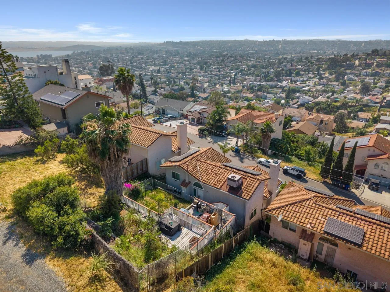 https://cdn.realtyfeed.com/cdn/127/260012398/8846f66bea8635b09e369e86198506c7.webp