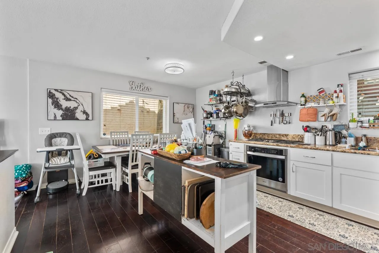 https://cdn.realtyfeed.com/cdn/127/260012398/91cf3d9970af371afa2ebe3d3e1b17e1.webp