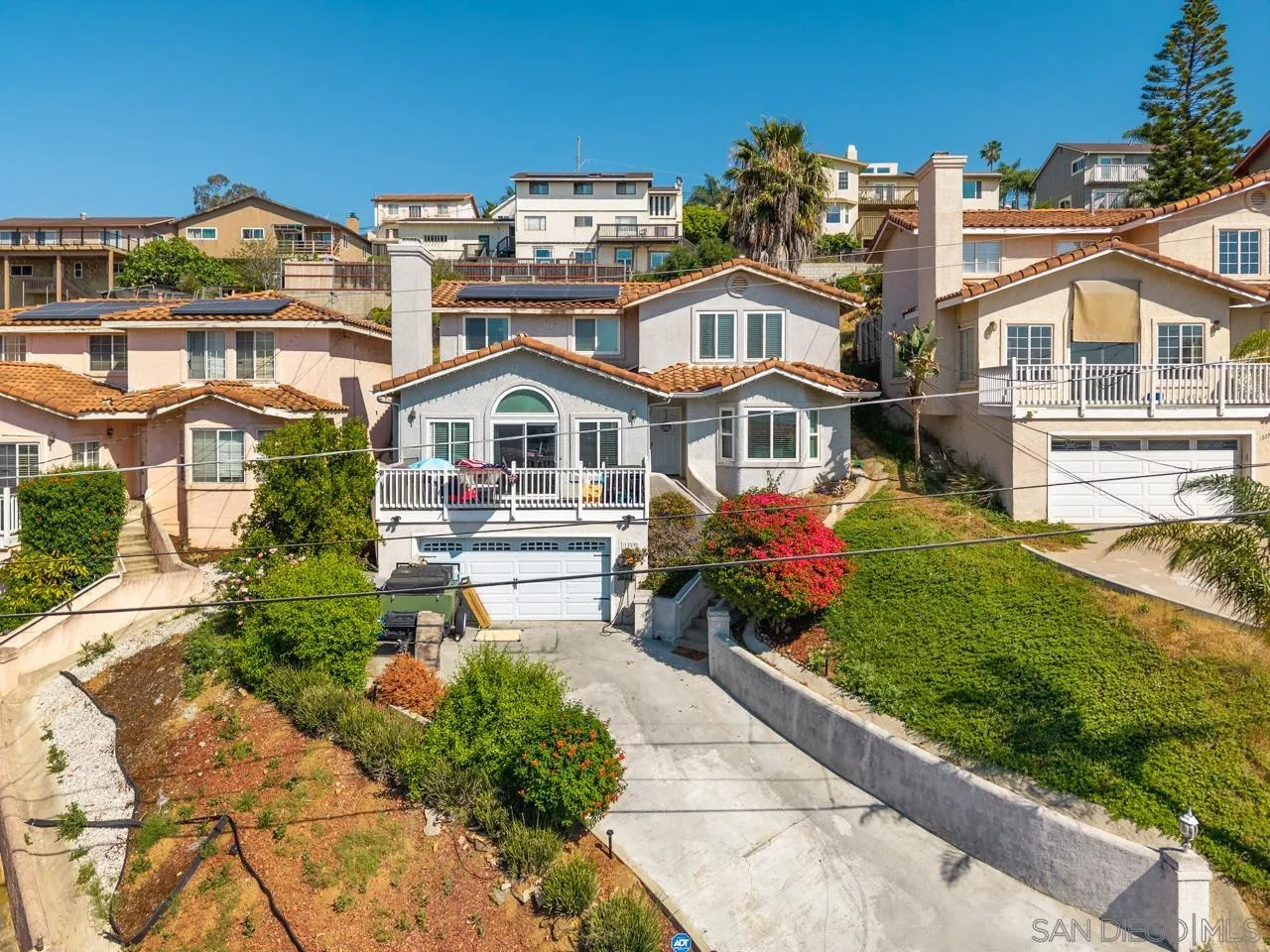https://cdn.realtyfeed.com/cdn/127/260012398/d101d367f97866e5e0c05c6f74403983.webp