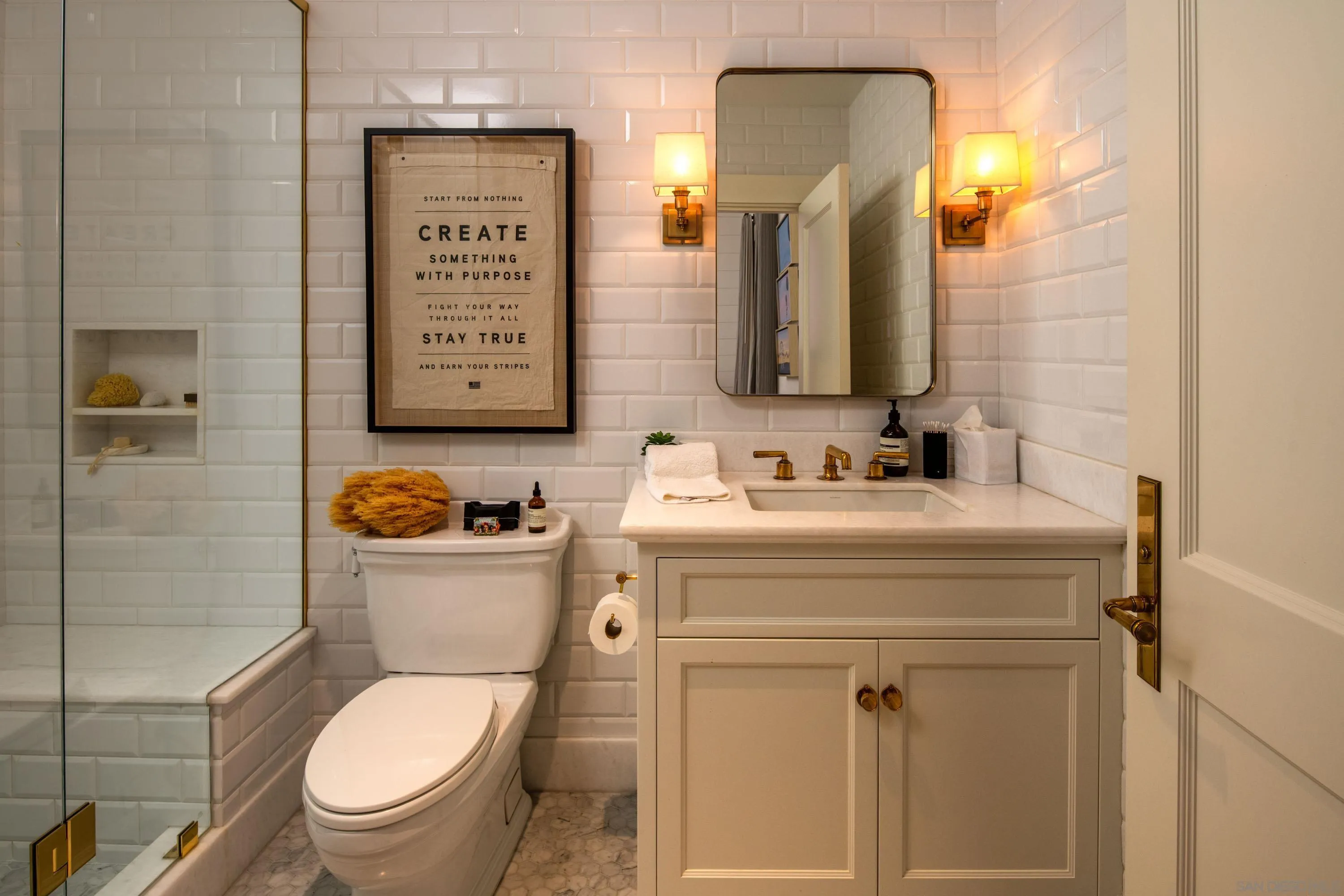 https://cdn.realtyfeed.com/cdn/127/260012401/00f8e5d5f4fa7a0f6a3e4ad99b7fa82f.webp