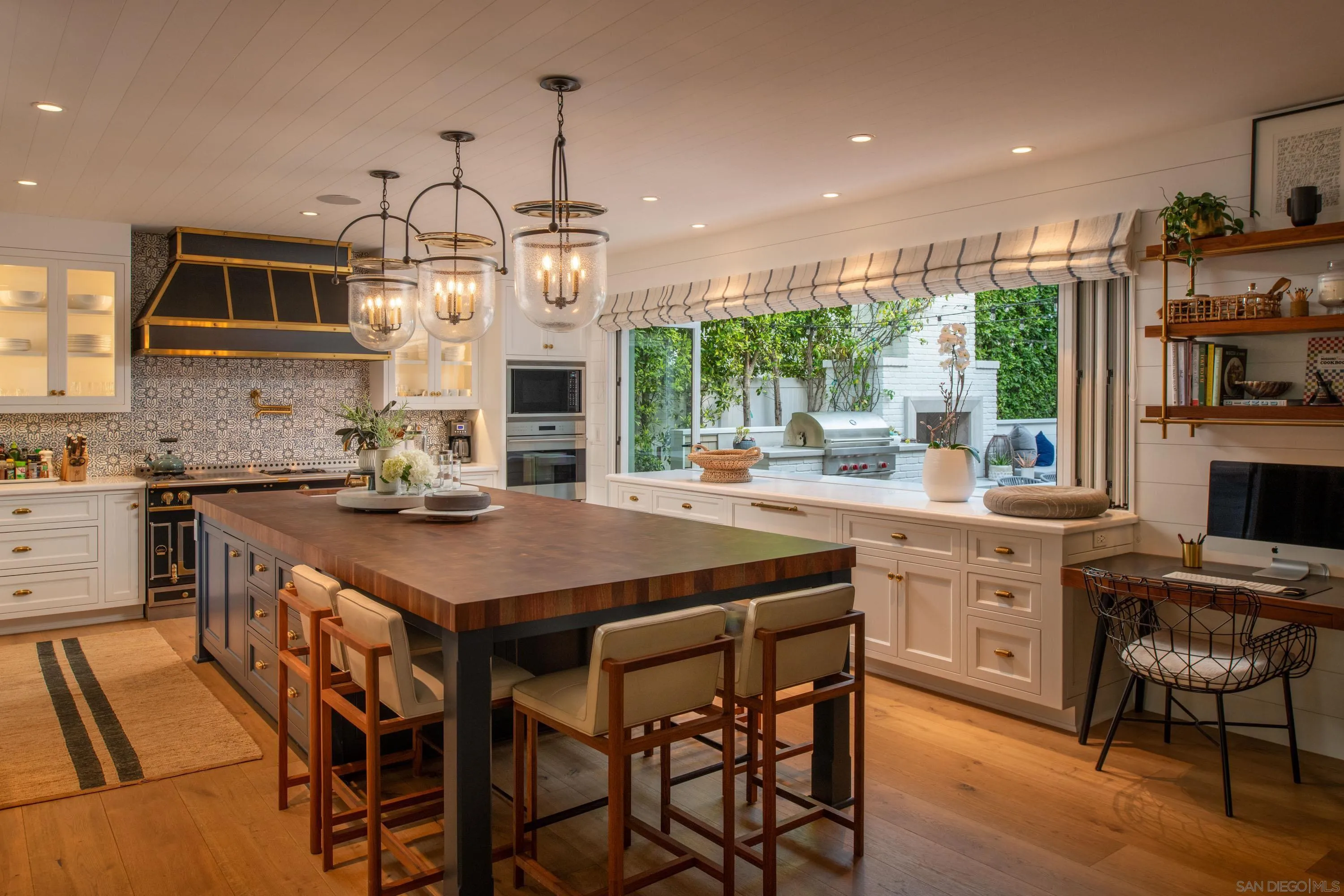 https://cdn.realtyfeed.com/cdn/127/260012401/b300f0d904cbbd91358fc6f7571b2421.webp