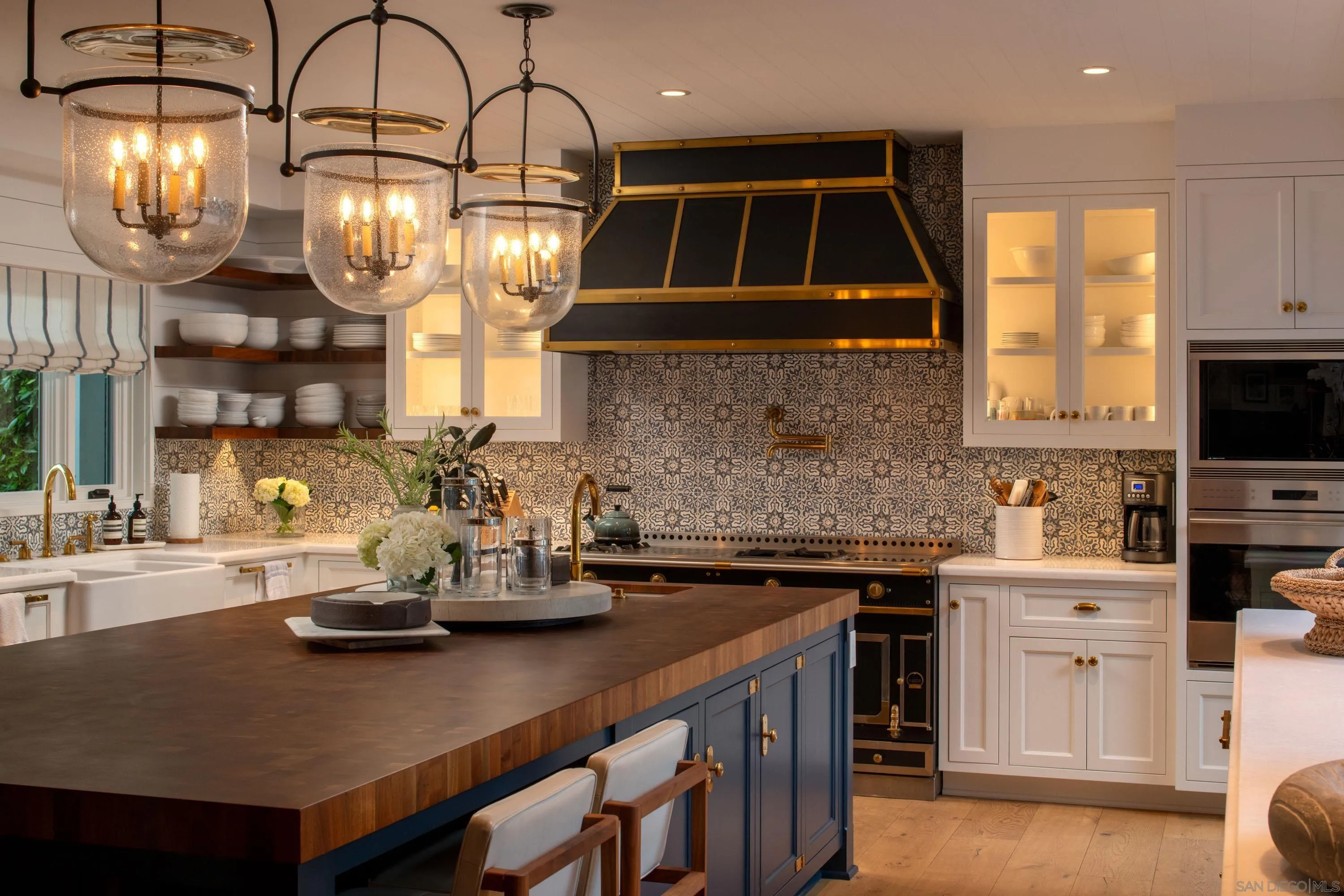 https://cdn.realtyfeed.com/cdn/127/260012401/d544f3203cebb8bc89c21514f4d63ecc.webp