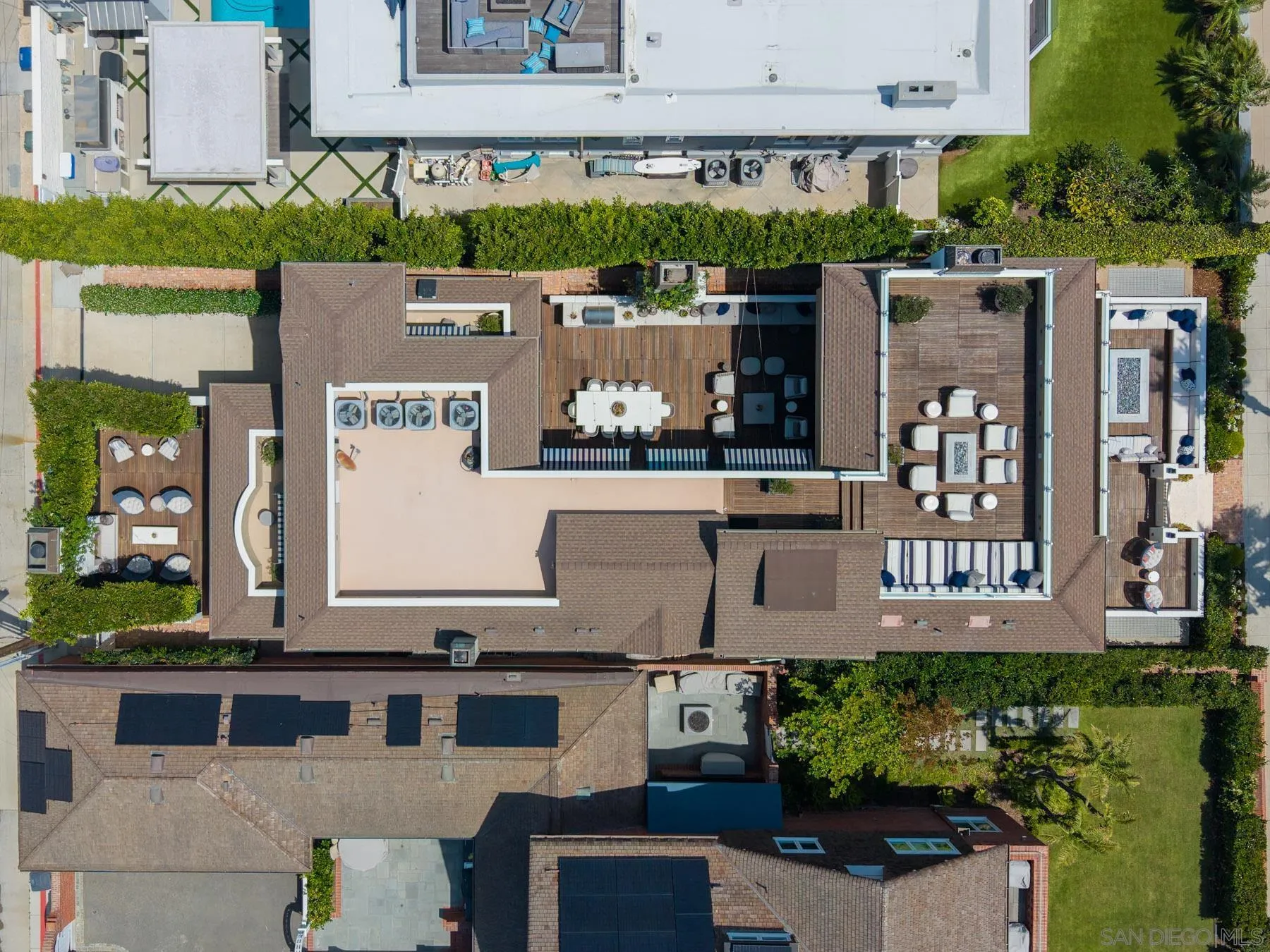 https://cdn.realtyfeed.com/cdn/127/260012401/f5b9c3d46ef83fa7000ce1d85f983acb.webp
