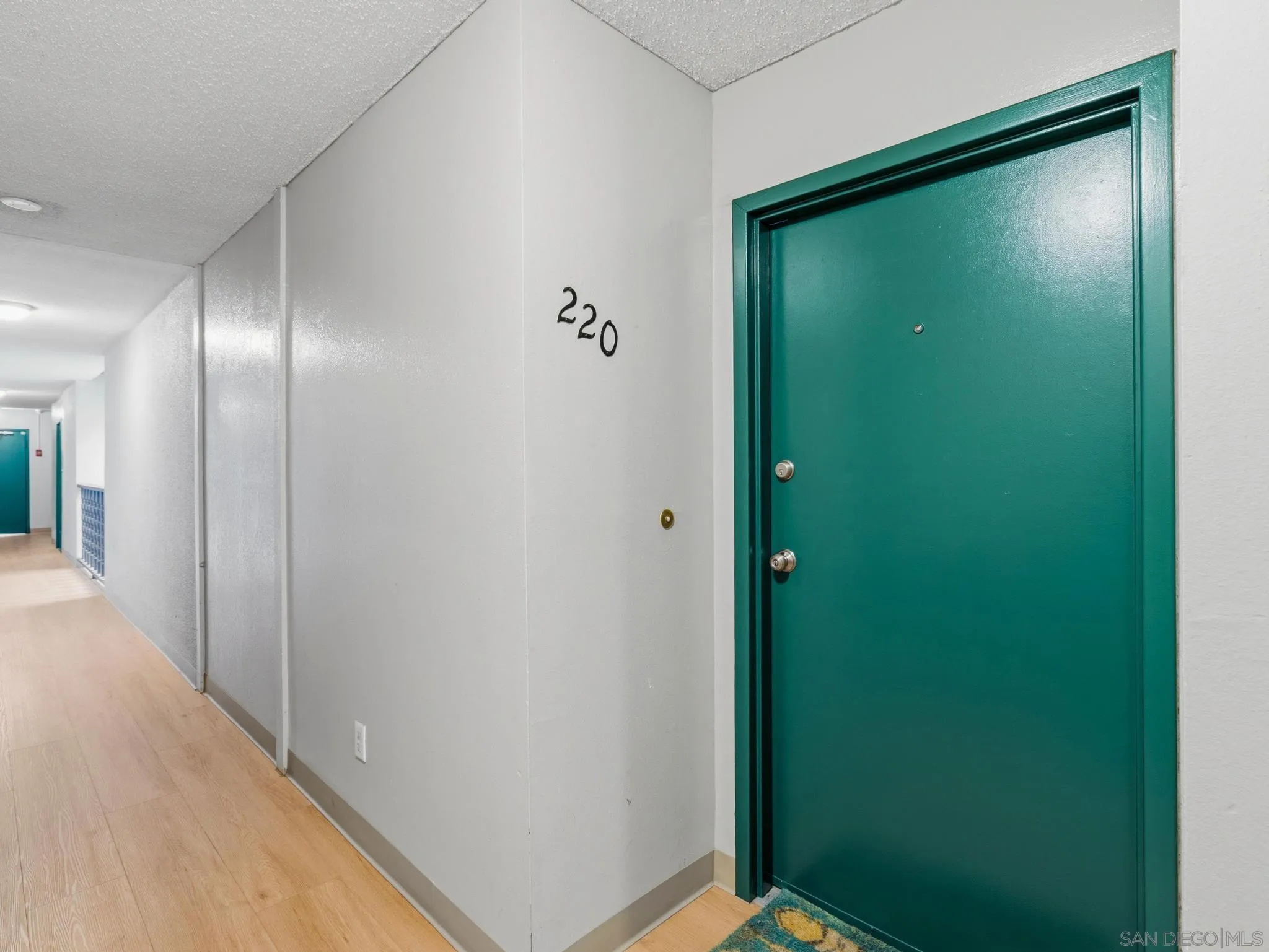 https://cdn.realtyfeed.com/cdn/127/260012403/414de25e2c6c8691ac7a2695f0a07e04.webp