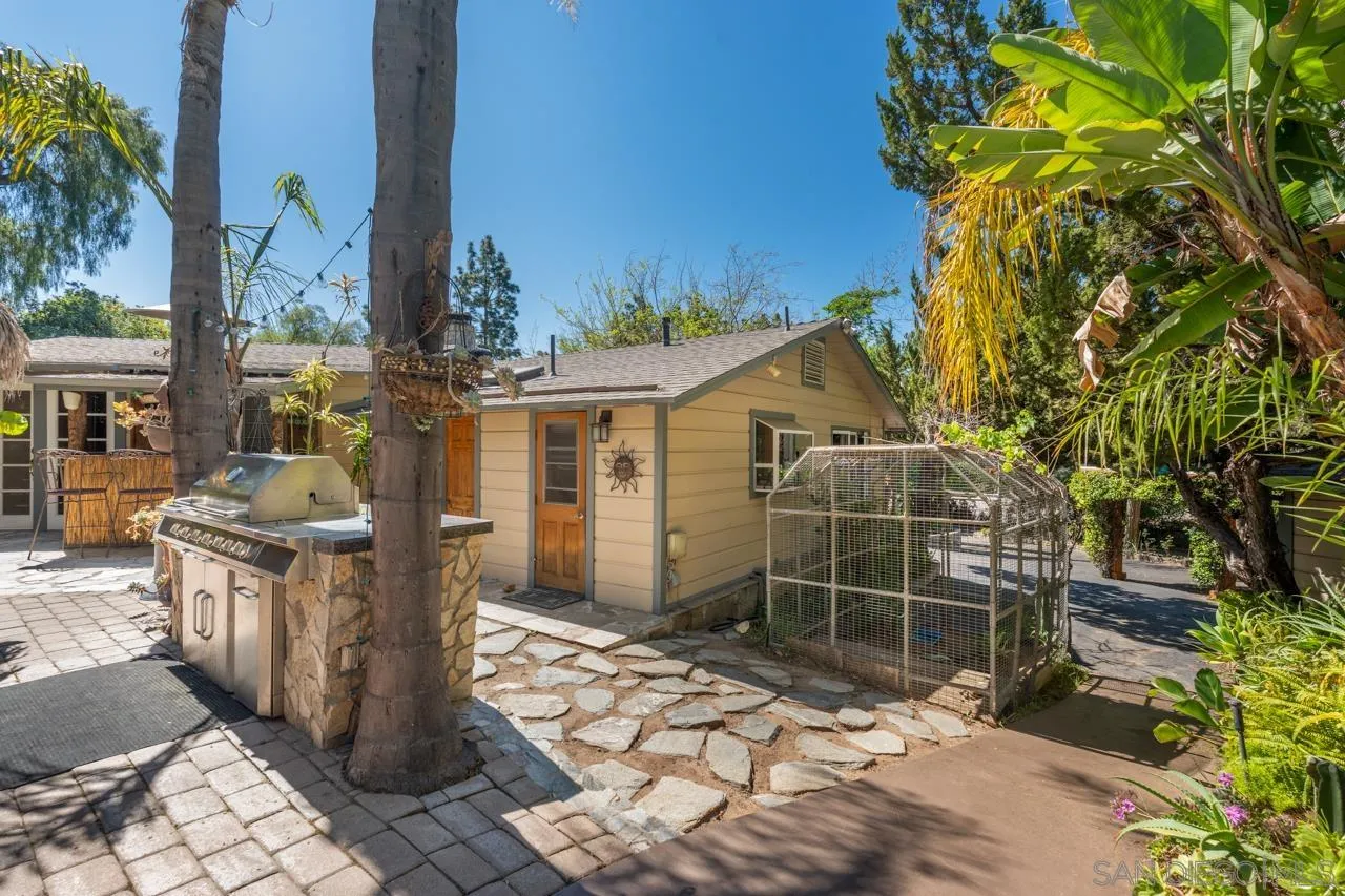 https://cdn.realtyfeed.com/cdn/127/260012406/021baa0727b585134f8981ce67a35367.webp