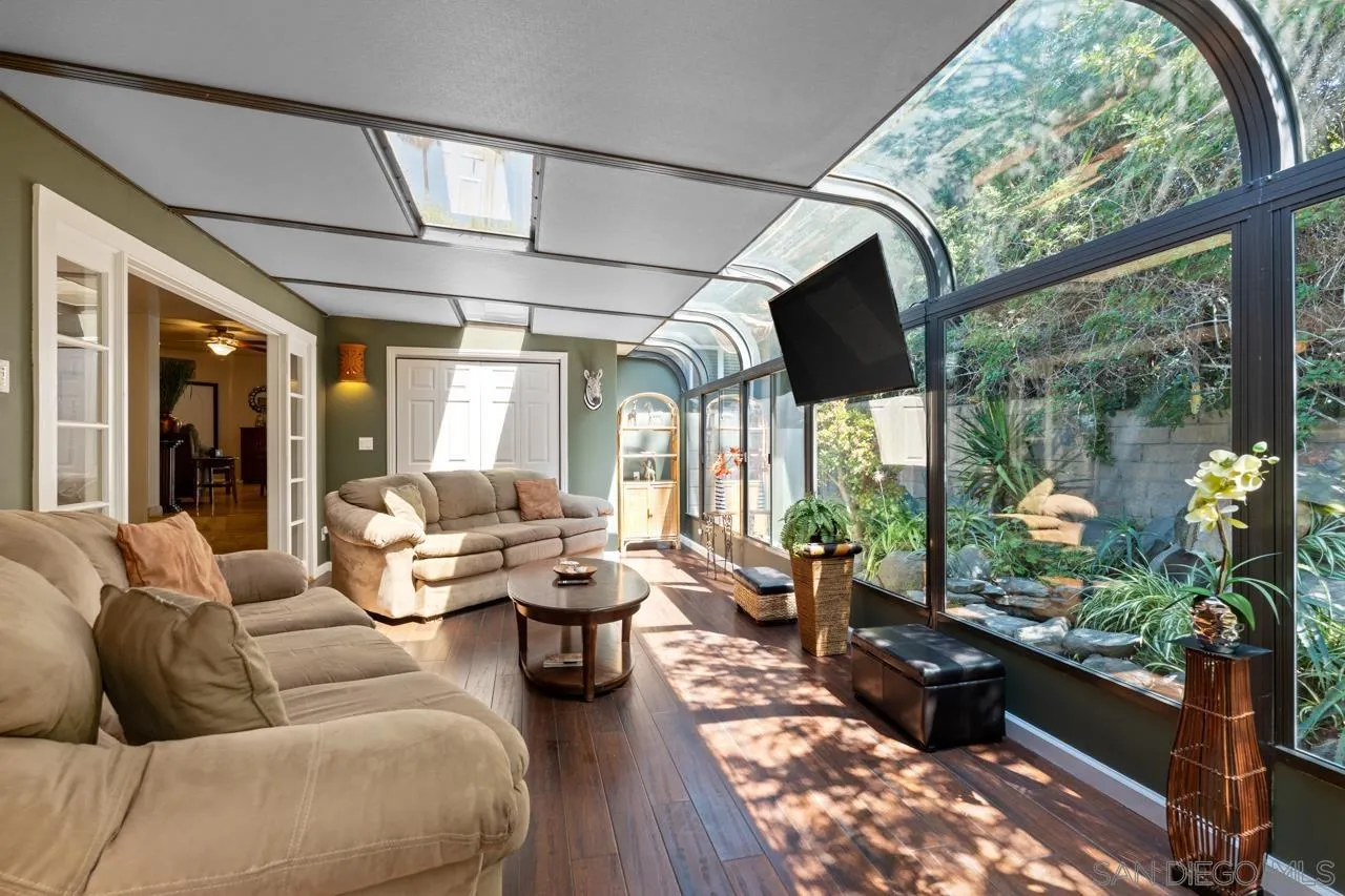https://cdn.realtyfeed.com/cdn/127/260012406/3499dd80cc76a38de88516321dfcc115.webp