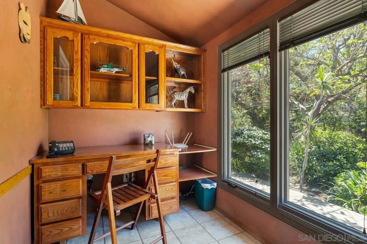 https://cdn.realtyfeed.com/cdn/127/260012406/41b07c1321315b53ff2b2158e1d20310.webp