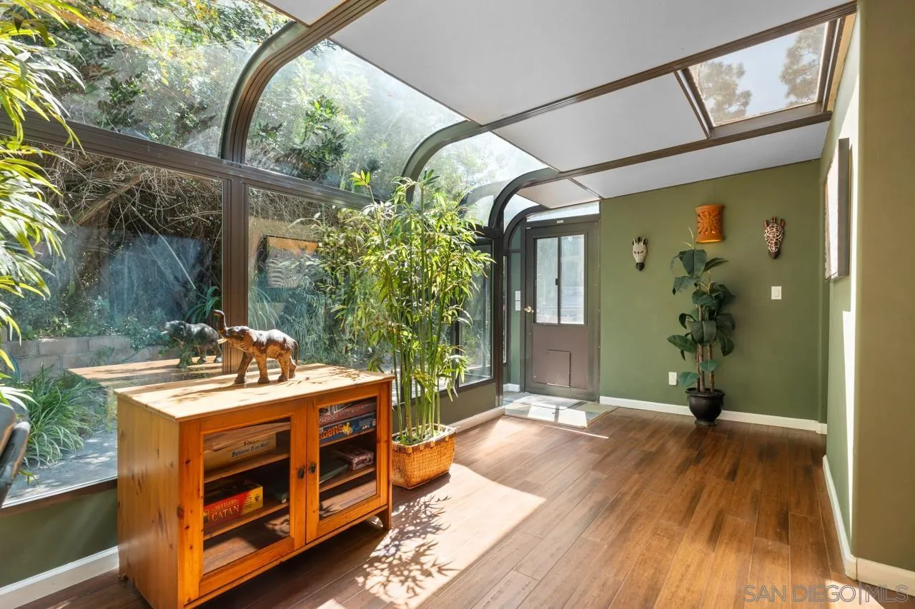https://cdn.realtyfeed.com/cdn/127/260012406/8716686aae766fd5126b1b98eb441e99.webp