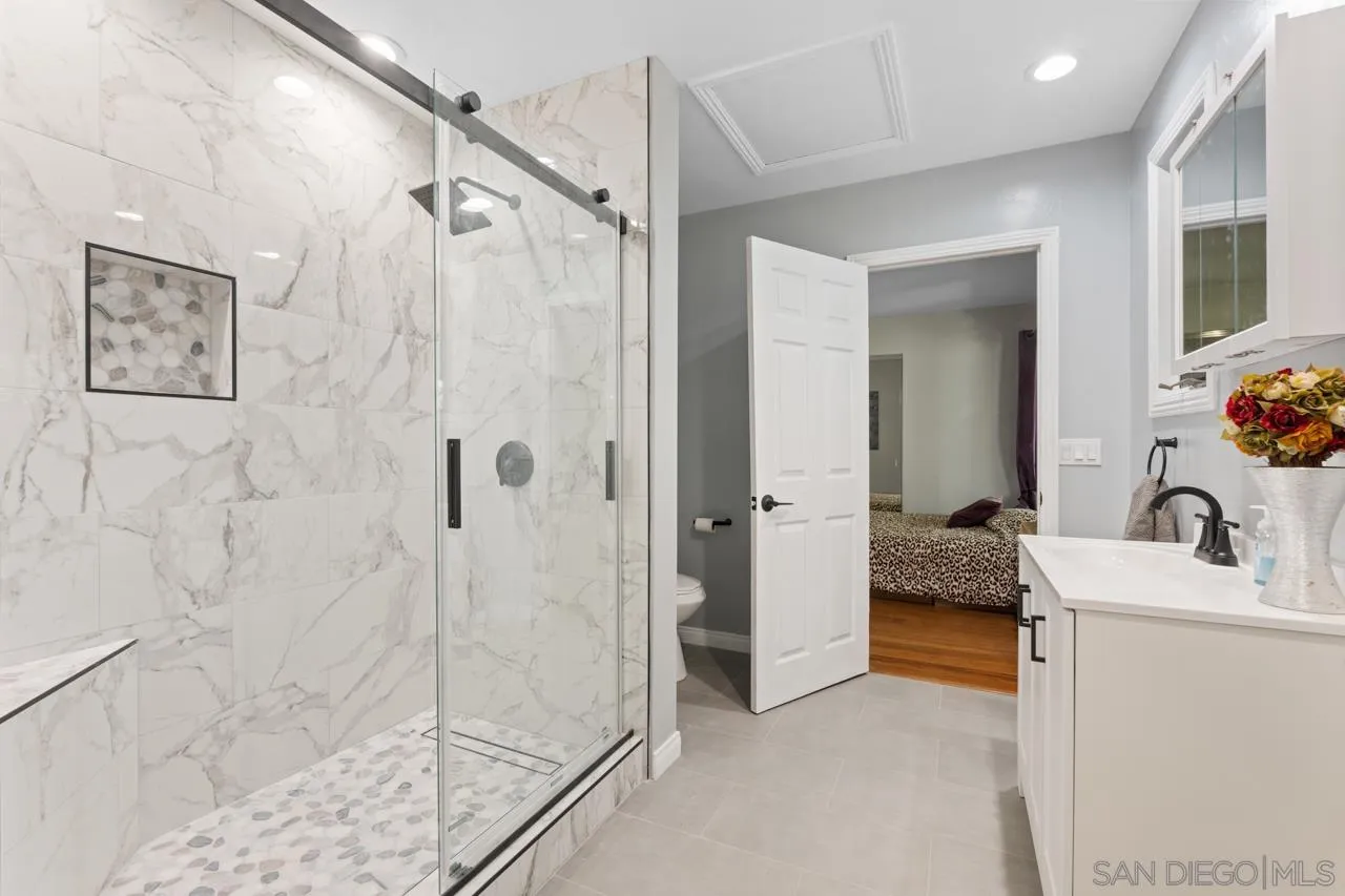 https://cdn.realtyfeed.com/cdn/127/260012406/95592848651533196c1d8c4fdc233d97.webp