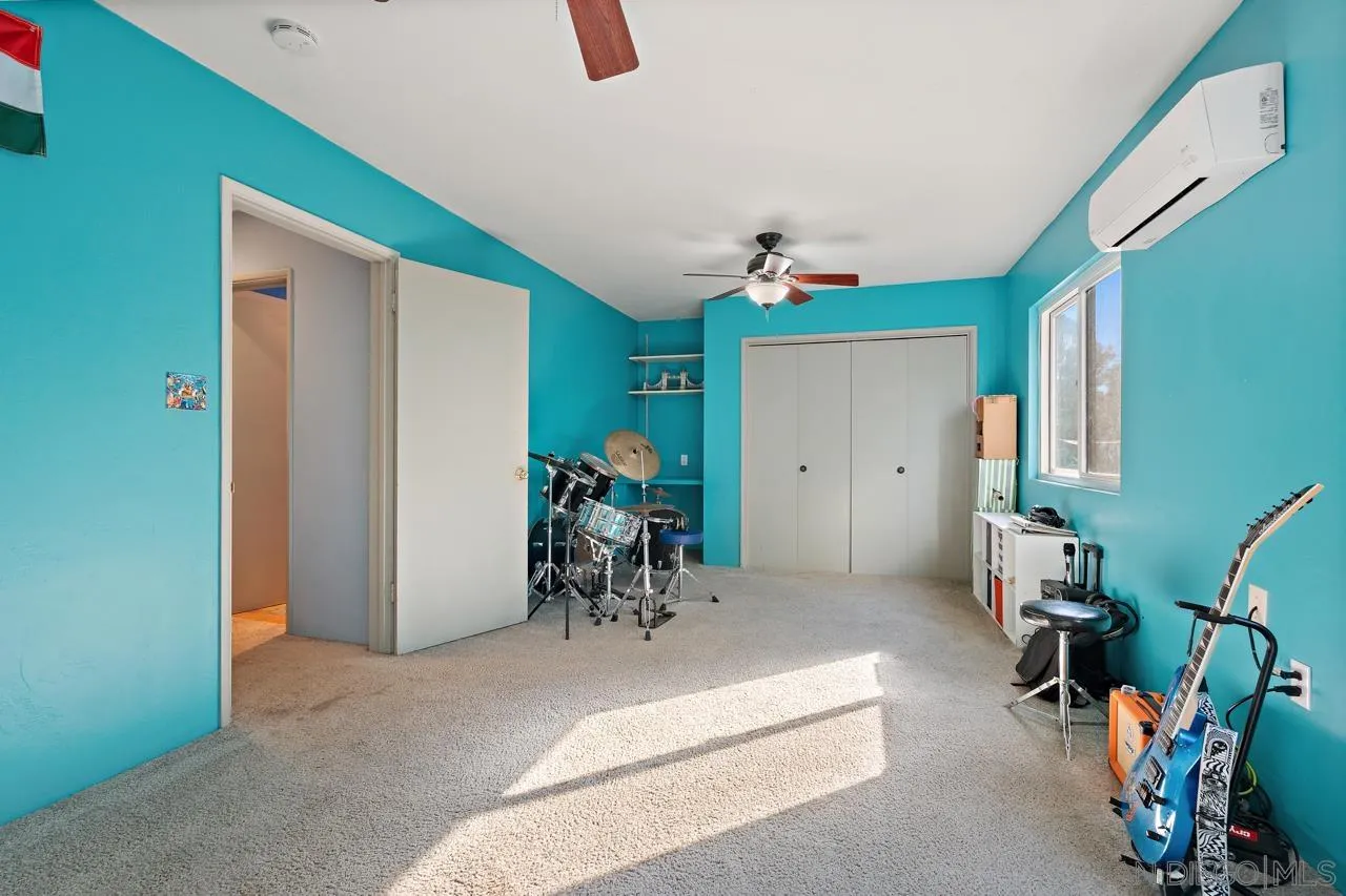 https://cdn.realtyfeed.com/cdn/127/260012407/10e6b0a880a53496190dbc93f1da430b.webp