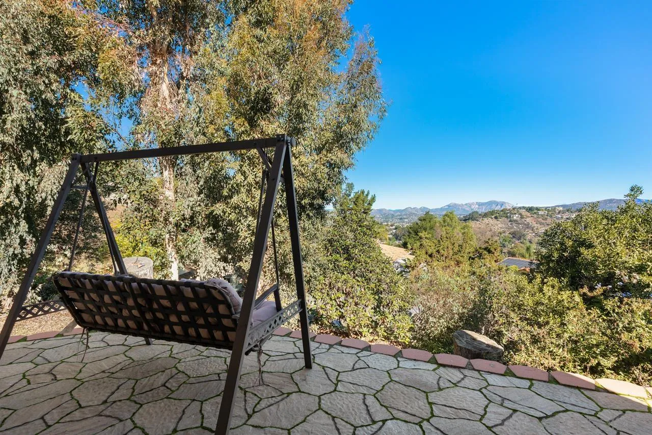 https://cdn.realtyfeed.com/cdn/127/260012407/1d44ea3a79beebb31e786383b66360ce.webp