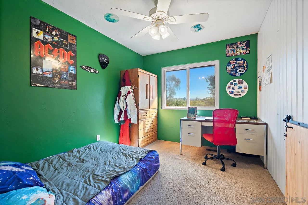 https://cdn.realtyfeed.com/cdn/127/260012407/3bade7c37afb2059d6d48e01234521d5.webp