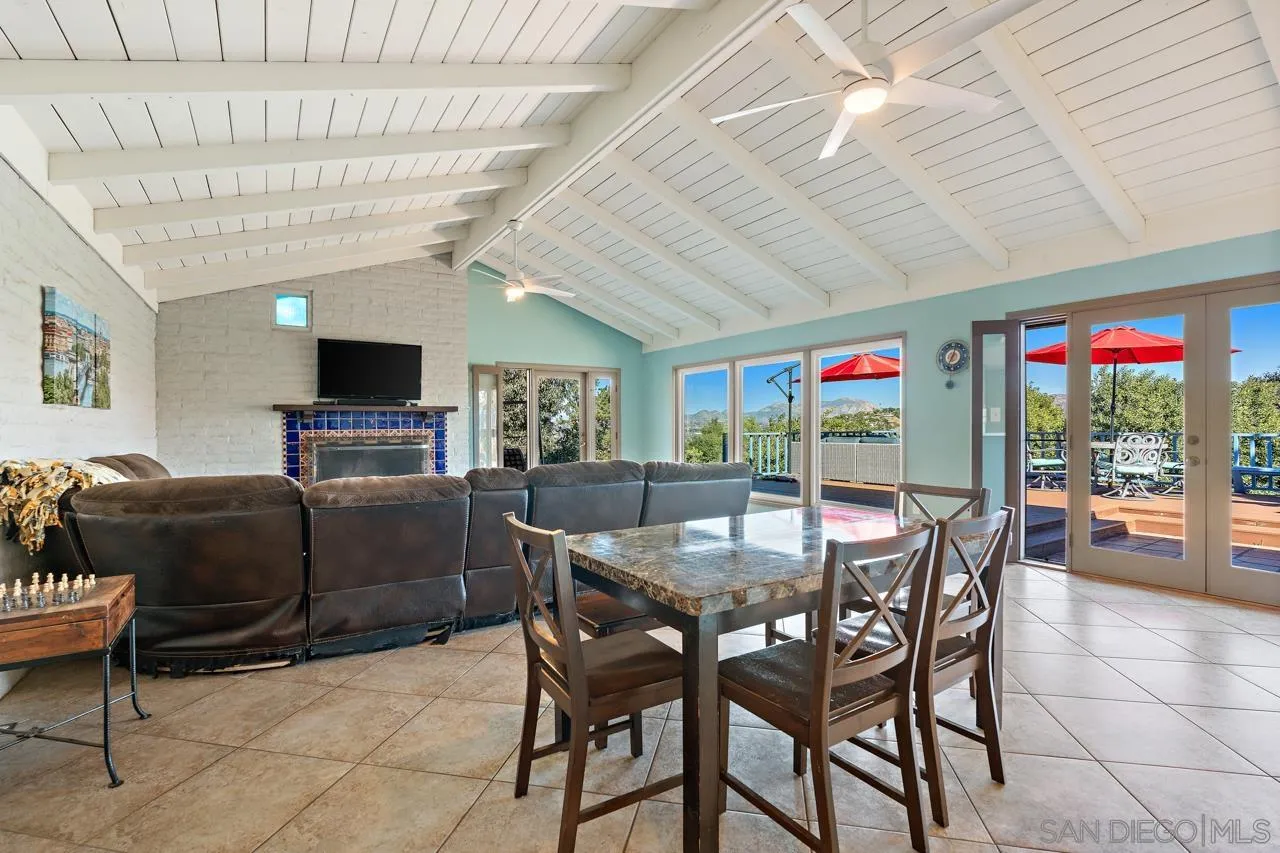 https://cdn.realtyfeed.com/cdn/127/260012407/525c08e77fc088a11bde74b0261a30e0.webp