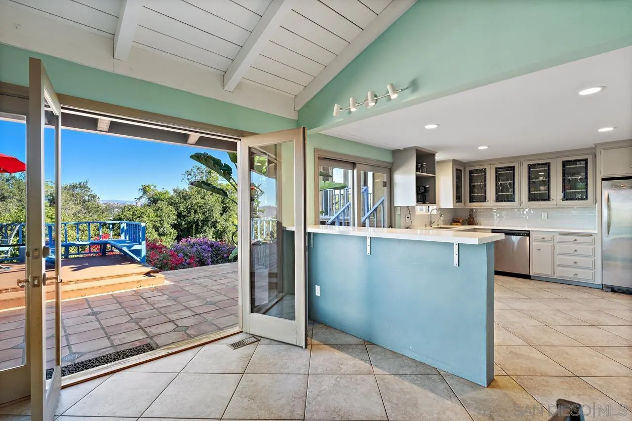 https://cdn.realtyfeed.com/cdn/127/260012407/62e49a15dd66b114f135753bba477006.webp