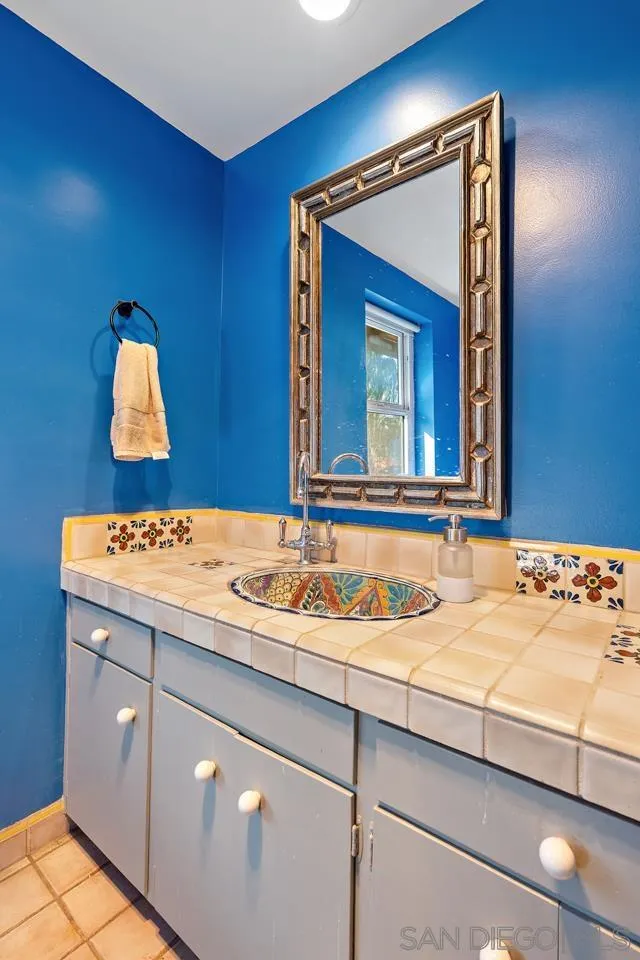 https://cdn.realtyfeed.com/cdn/127/260012407/6df7a1384f4b666507cef091d3941e8b.webp