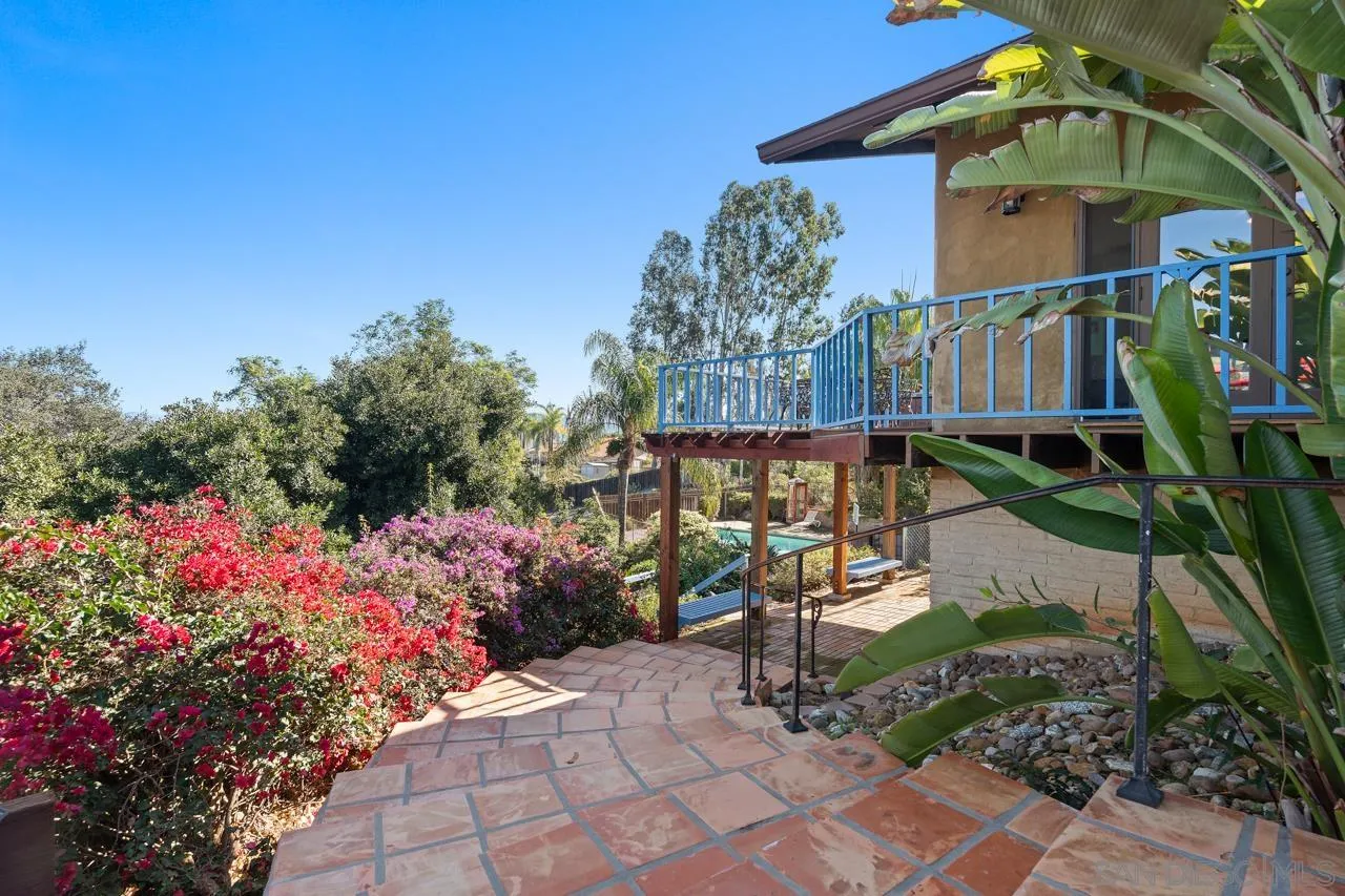 https://cdn.realtyfeed.com/cdn/127/260012407/9c422a7bdc2dea33ef5cee75d2addb6f.webp