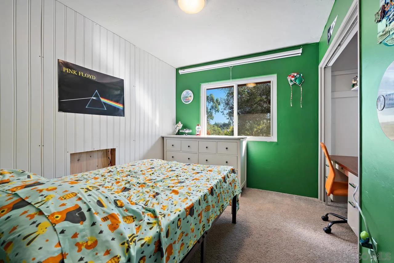 https://cdn.realtyfeed.com/cdn/127/260012407/a27356a7d44965eda839645415d9fa69.webp