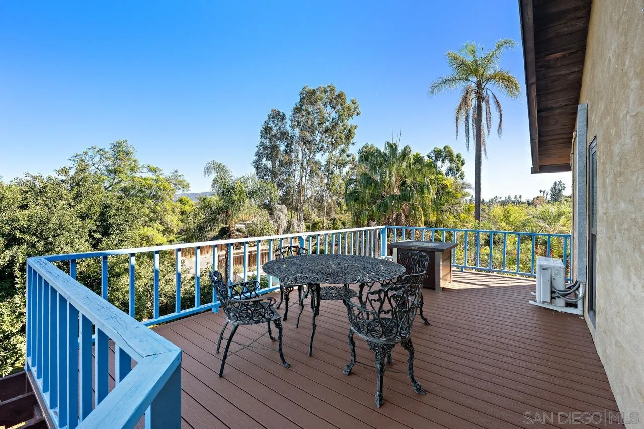 https://cdn.realtyfeed.com/cdn/127/260012407/d50d56c16adccdedfa7f9e6d7a16a3b4.webp