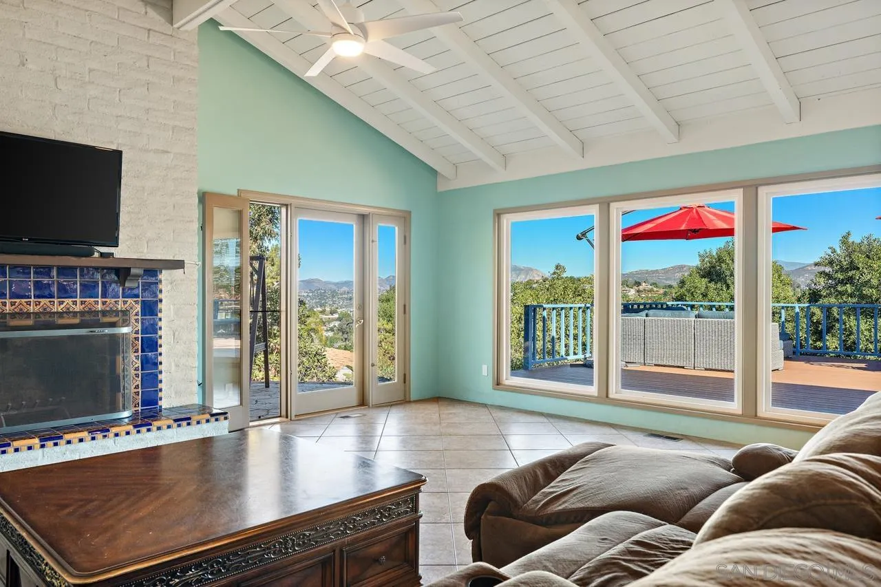 https://cdn.realtyfeed.com/cdn/127/260012407/fc25ee56930667c4822d2a22214ab7cd.webp