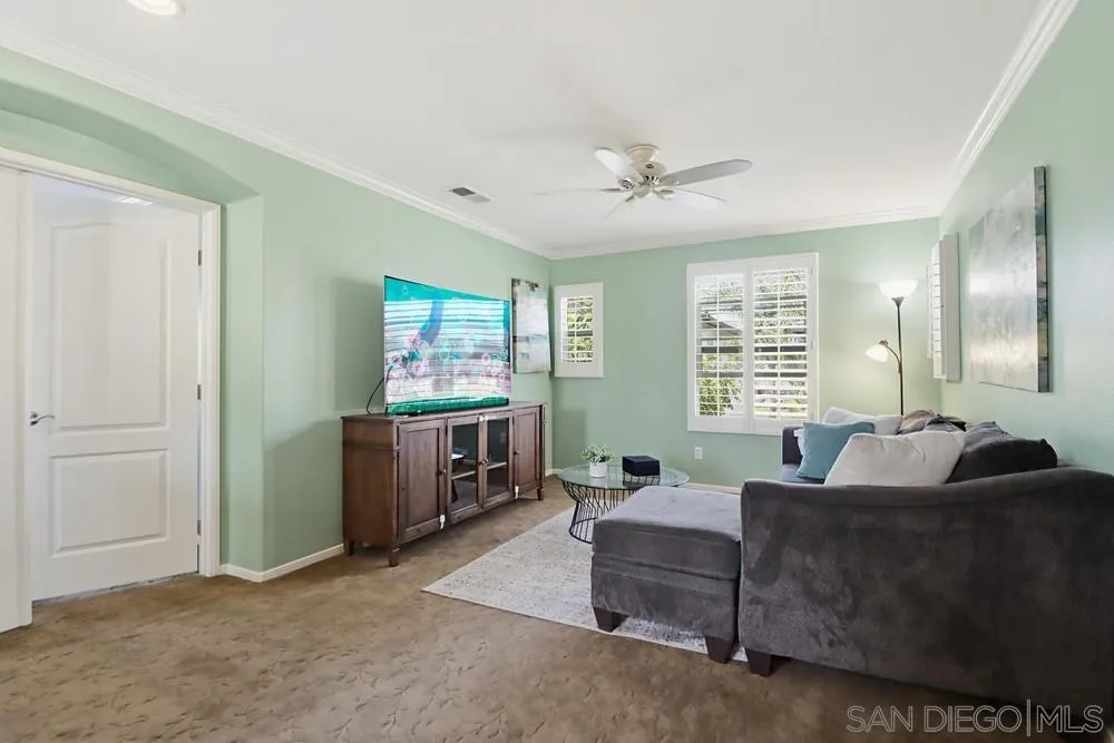 https://cdn.realtyfeed.com/cdn/127/260012409/2087947da67338bb1f14b164ece628c4.webp