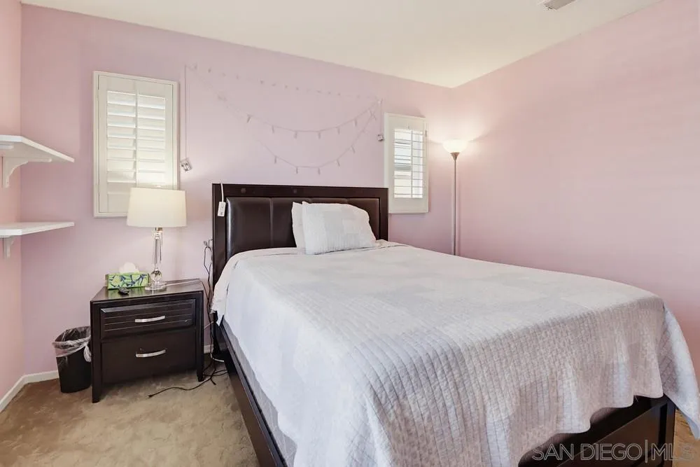 https://cdn.realtyfeed.com/cdn/127/260012409/768b16653968fcf46c26f2b156e818f0.webp
