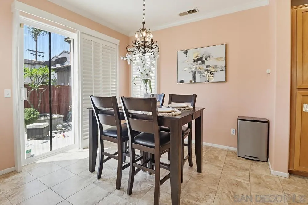 https://cdn.realtyfeed.com/cdn/127/260012409/7f5efc2925d8a6d94254d31d0d846936.webp