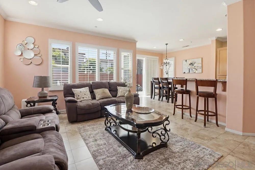 https://cdn.realtyfeed.com/cdn/127/260012409/a8d4f3357c4faa935dfb4c5f5a636189.webp