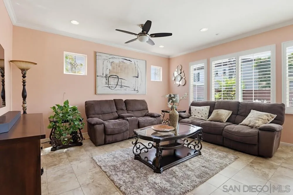https://cdn.realtyfeed.com/cdn/127/260012409/abcc2518df24c8900ff3702de2407a5b.webp