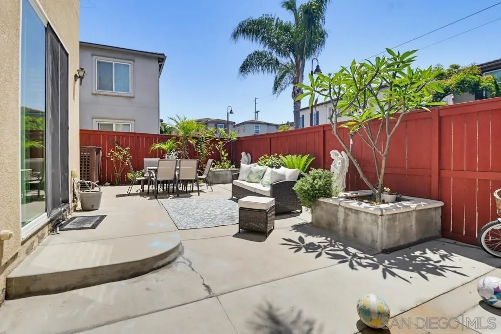 https://cdn.realtyfeed.com/cdn/127/260012409/b2aeaf01bbe11b76a31f30d792d83ef0.webp