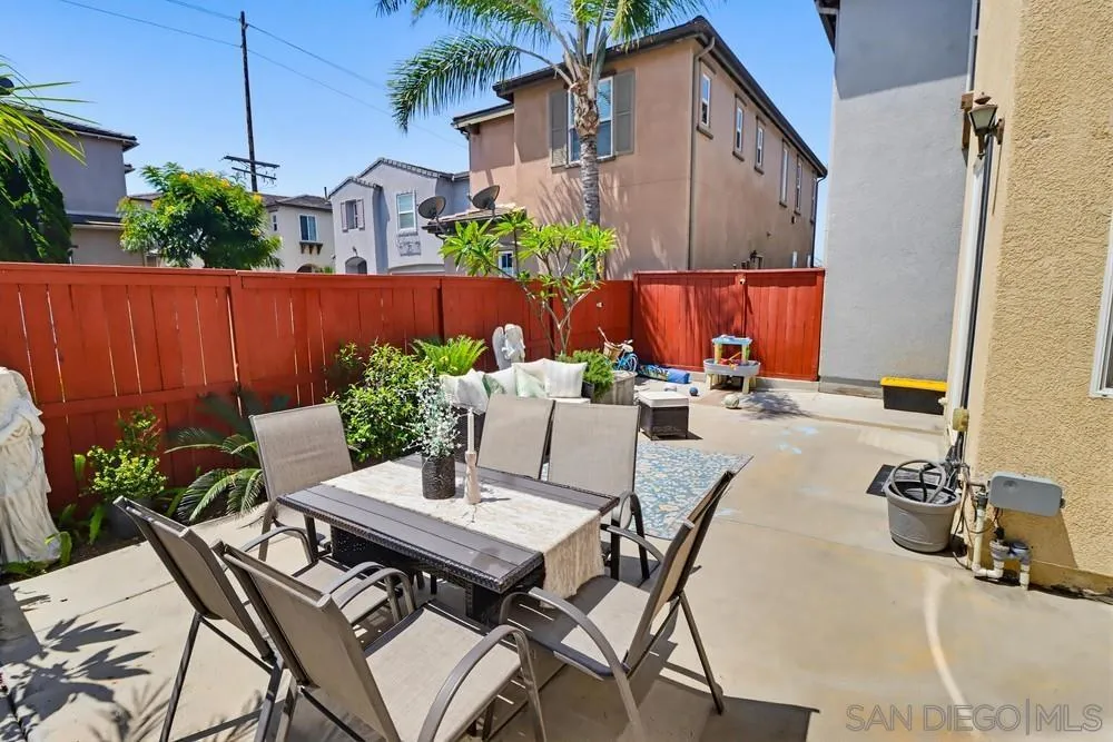 https://cdn.realtyfeed.com/cdn/127/260012409/c04720ad01e049016d638740f99ef980.webp