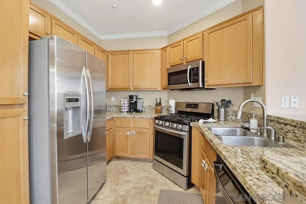 https://cdn.realtyfeed.com/cdn/127/260012409/d137b32d6b6b04ef33fdfd5344788b7f.webp