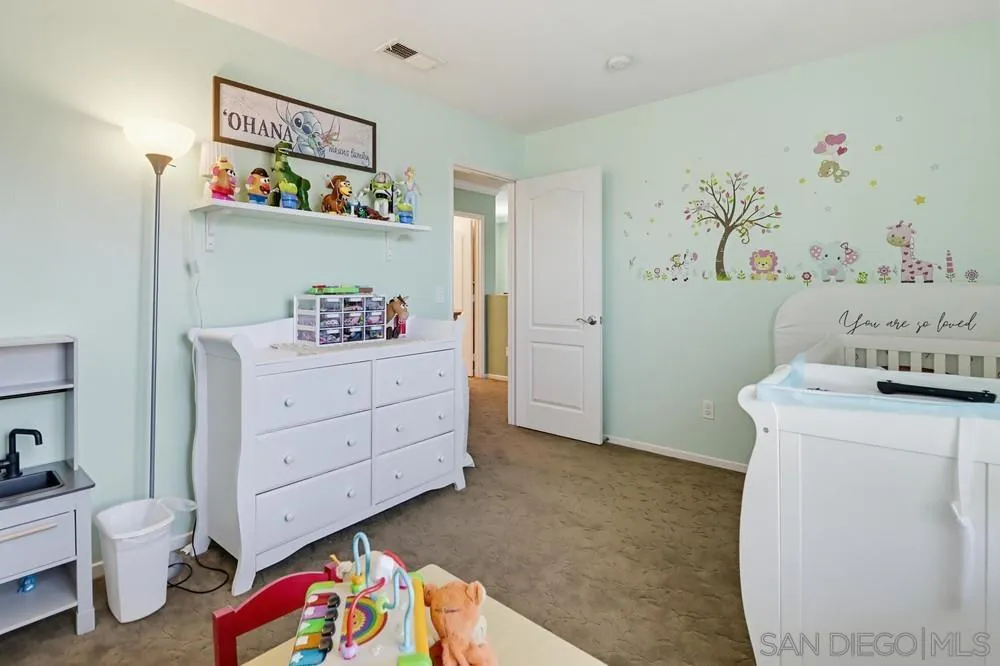 https://cdn.realtyfeed.com/cdn/127/260012409/d4c95689732aa634cc12515a17d6421b.webp