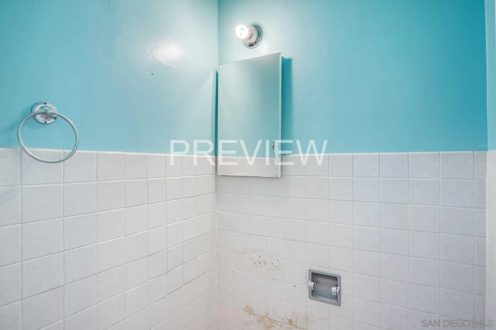 https://cdn.realtyfeed.com/cdn/127/260012411/301741e0c3a10362231da2dd38fffc08.webp