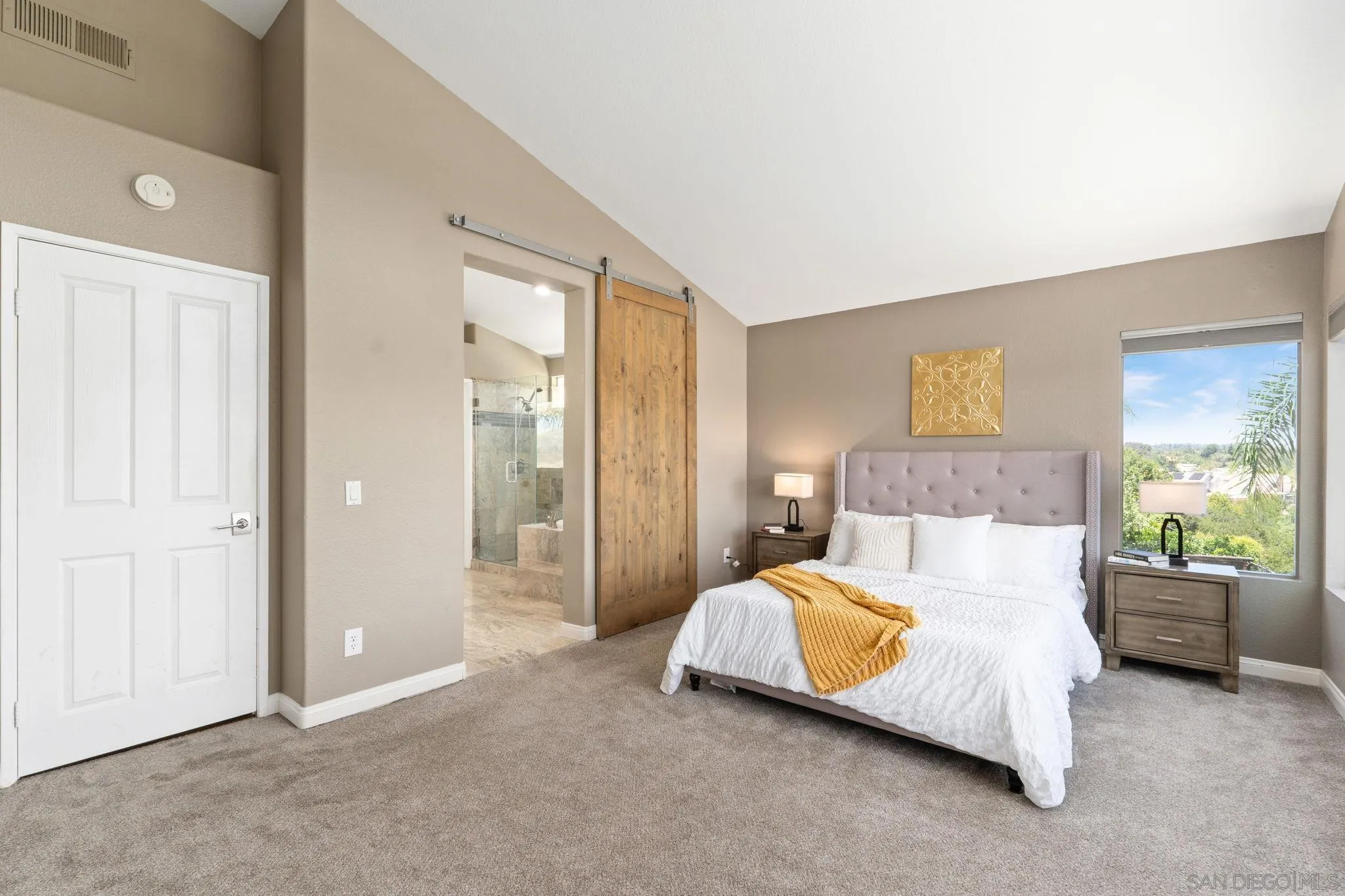 https://cdn.realtyfeed.com/cdn/127/260012412/28a95d463b19acd54a2a889b81d15e48.webp