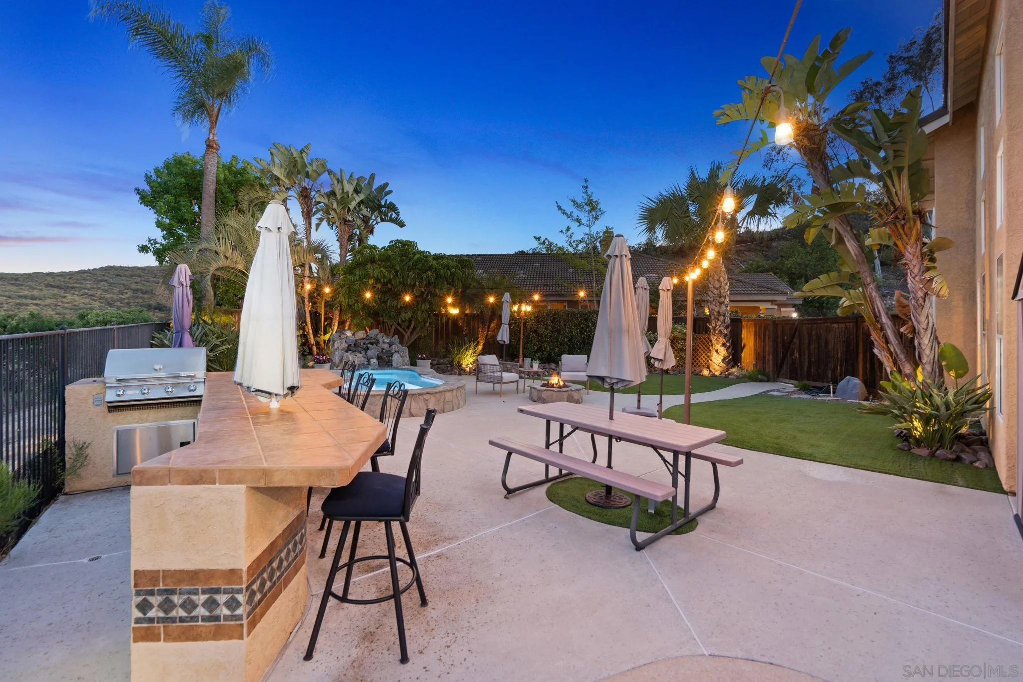 https://cdn.realtyfeed.com/cdn/127/260012412/2a4d3ab3b4de112199ed9eccf8833eaf.webp