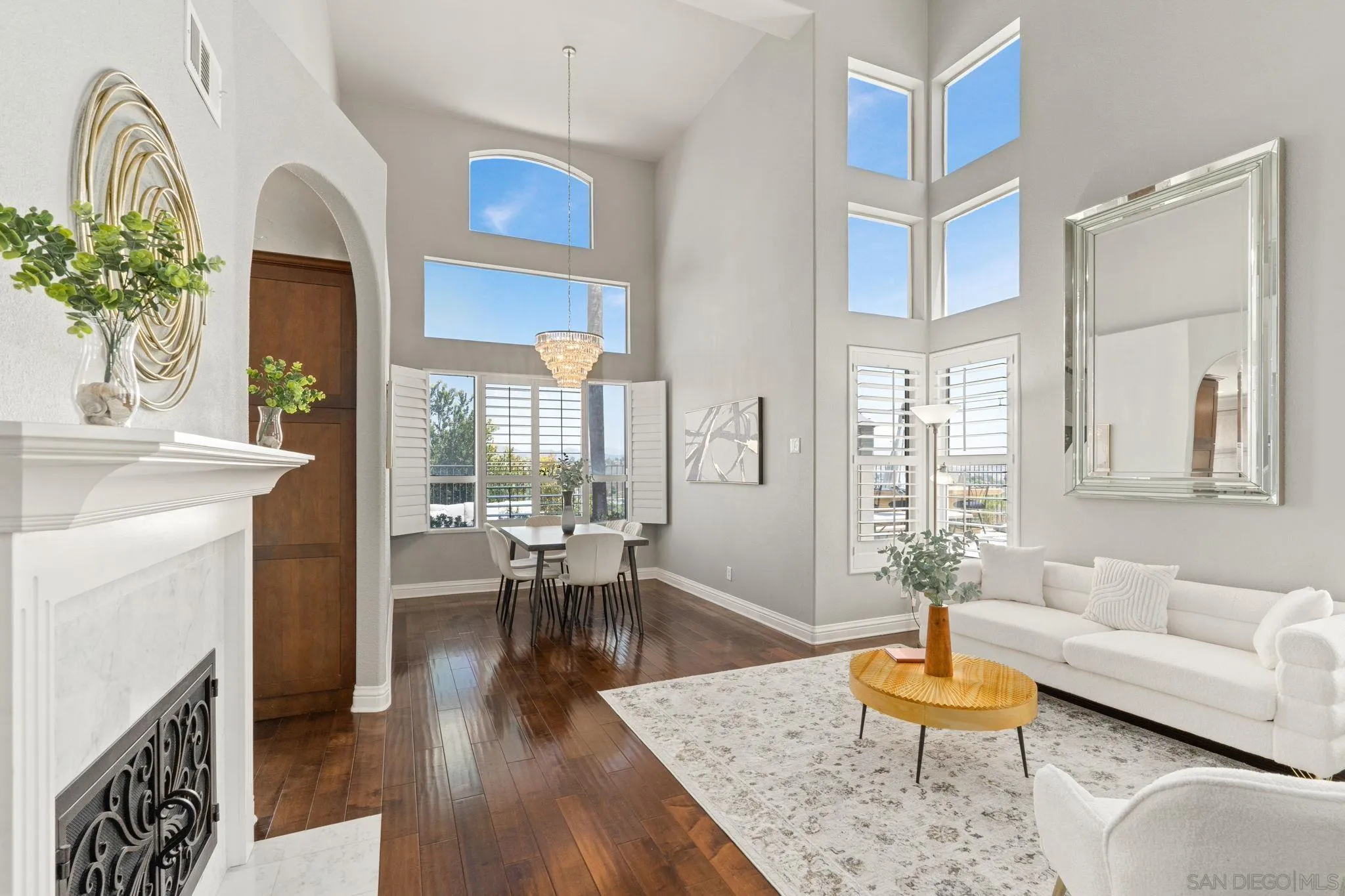 https://cdn.realtyfeed.com/cdn/127/260012412/c71455c92d8c184b3b9f228864a762fc.webp