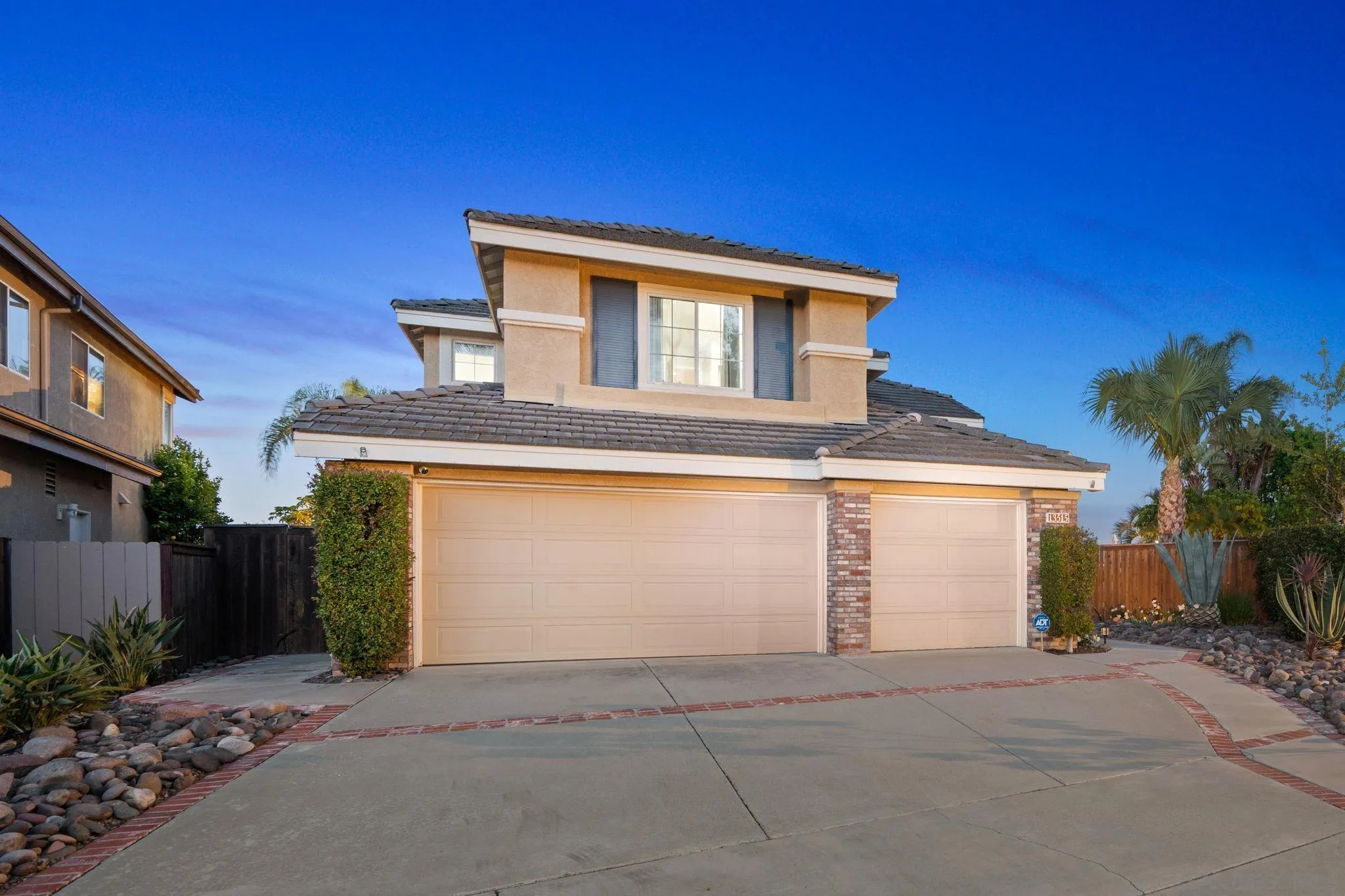 https://cdn.realtyfeed.com/cdn/127/260012412/d190a6965a00385fd1470d958d82f148.webp