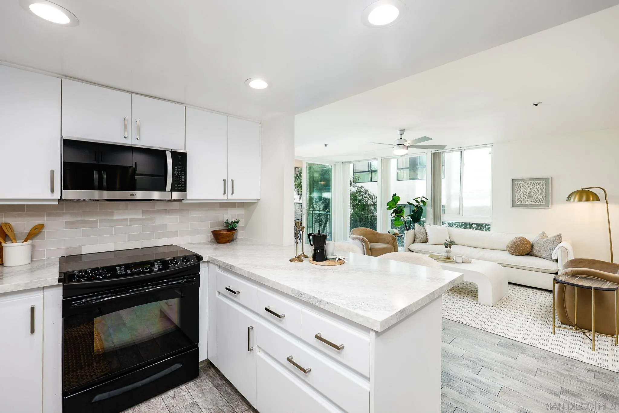 Photo #15: 260012413 Listing: Photo #15
