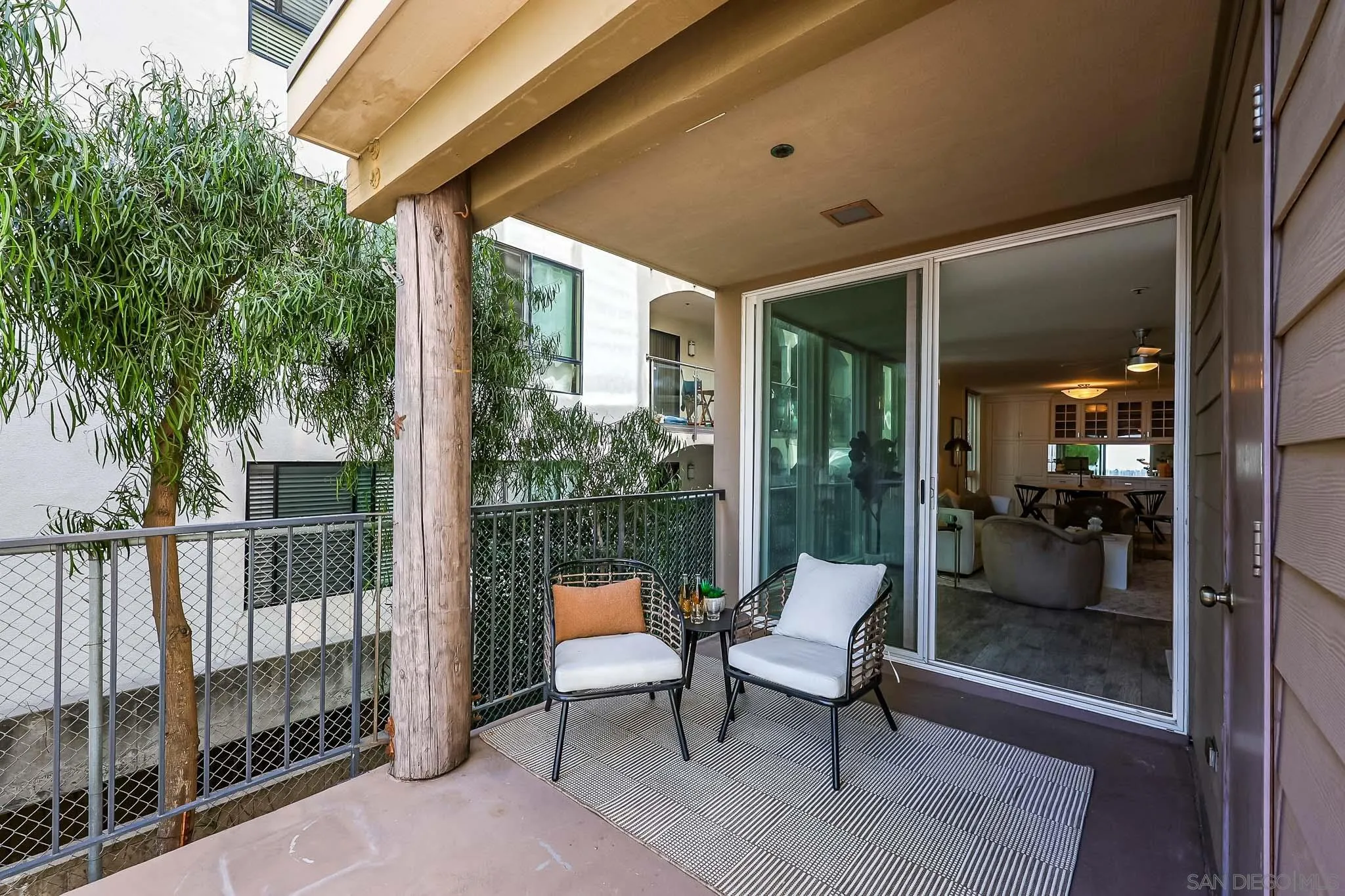 Photo #5: 260012413 Listing: Photo #5