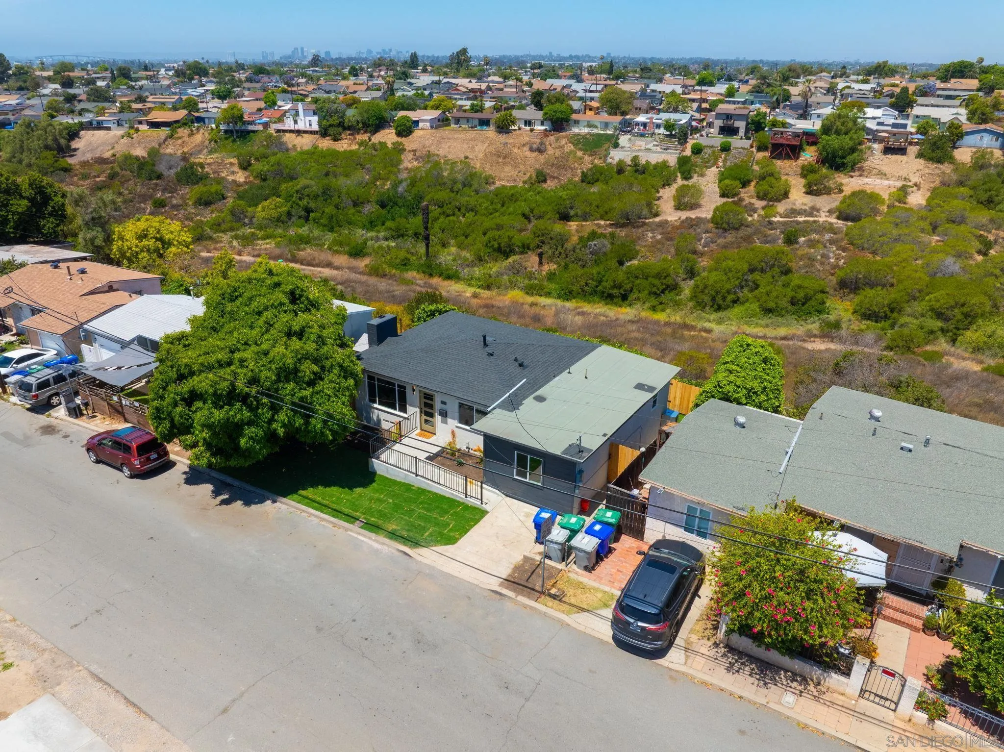 https://cdn.realtyfeed.com/cdn/127/260012414/1ac41b828d4473782ba3f54da60a99b6.webp