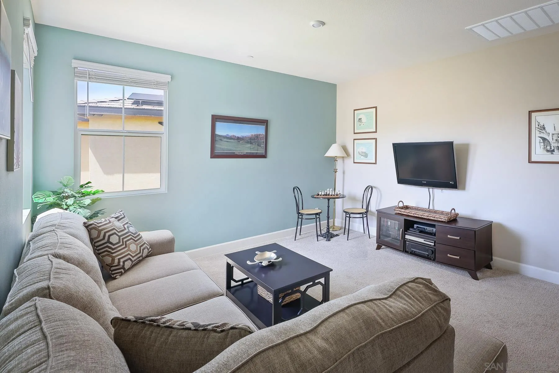 https://cdn.realtyfeed.com/cdn/127/260012418/3a63e2a255e67340c6b0d216e106c029.webp