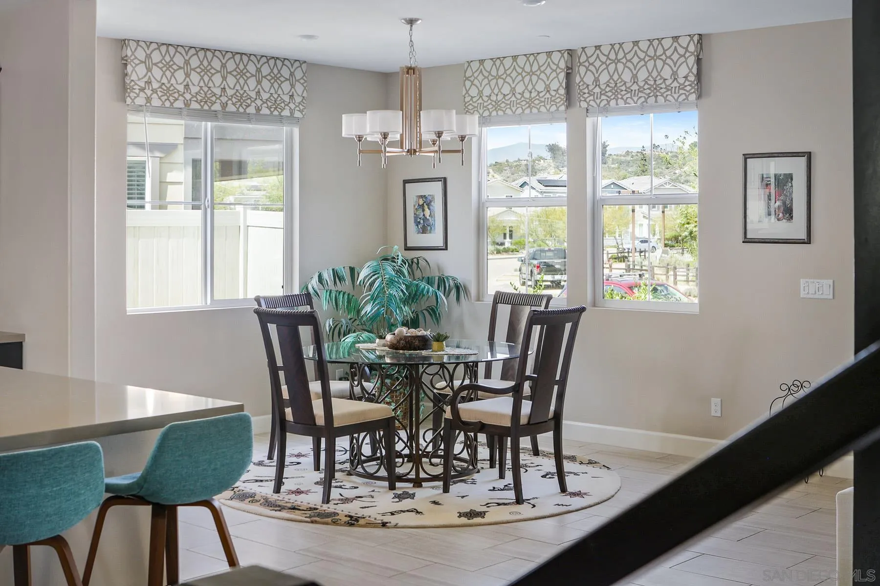https://cdn.realtyfeed.com/cdn/127/260012418/75d97565fc6a949c2f4d6a2f72fabe62.webp