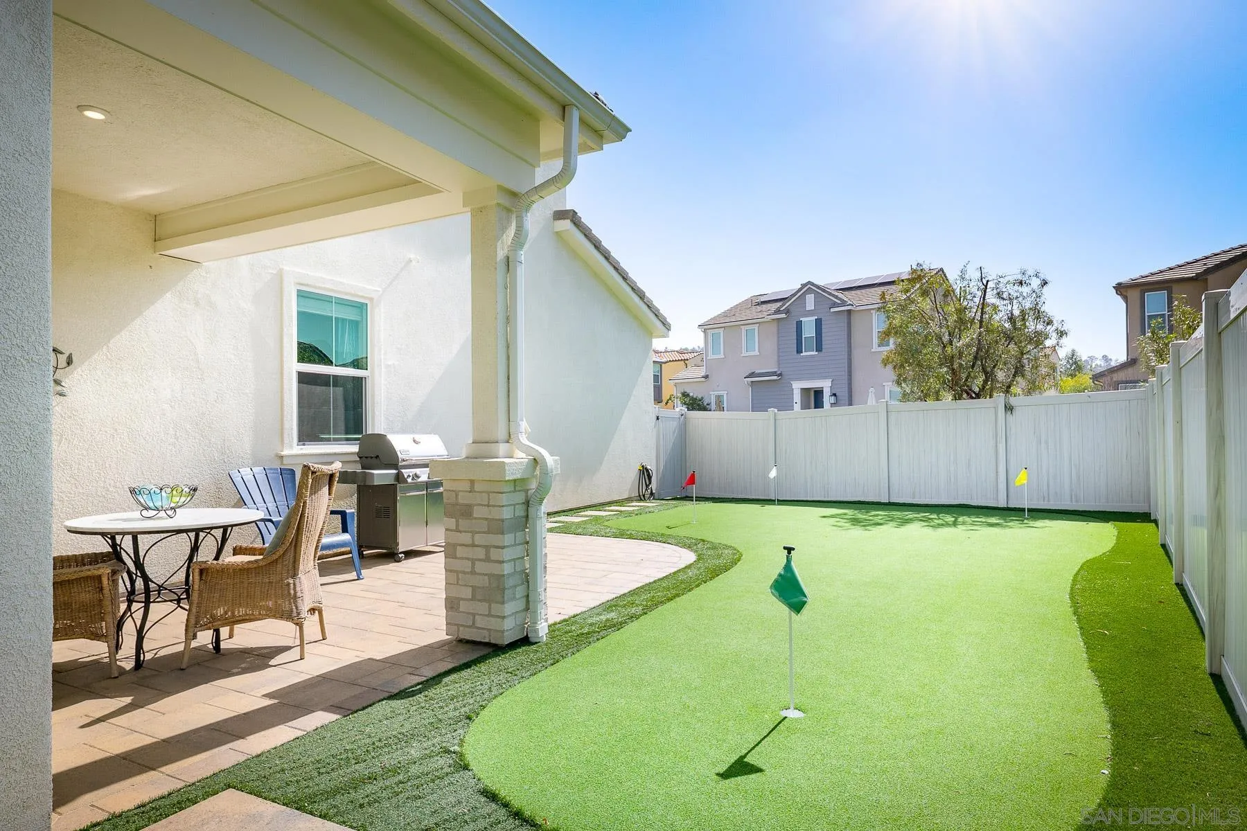 https://cdn.realtyfeed.com/cdn/127/260012418/7b1cb4c1aa716416bc7607371568ccc2.webp