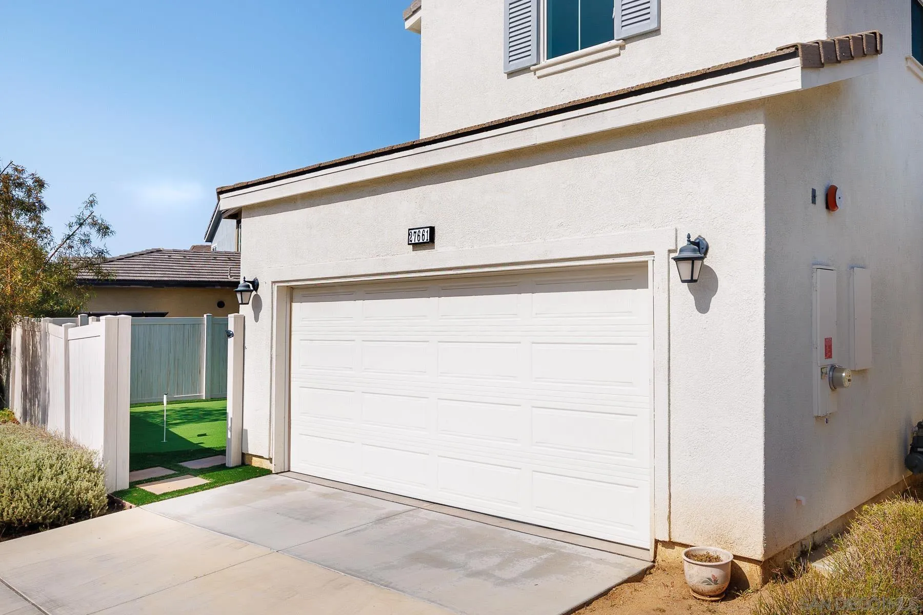 https://cdn.realtyfeed.com/cdn/127/260012418/f67a26843c9e696bd1c31a4dedd2f6d8.webp