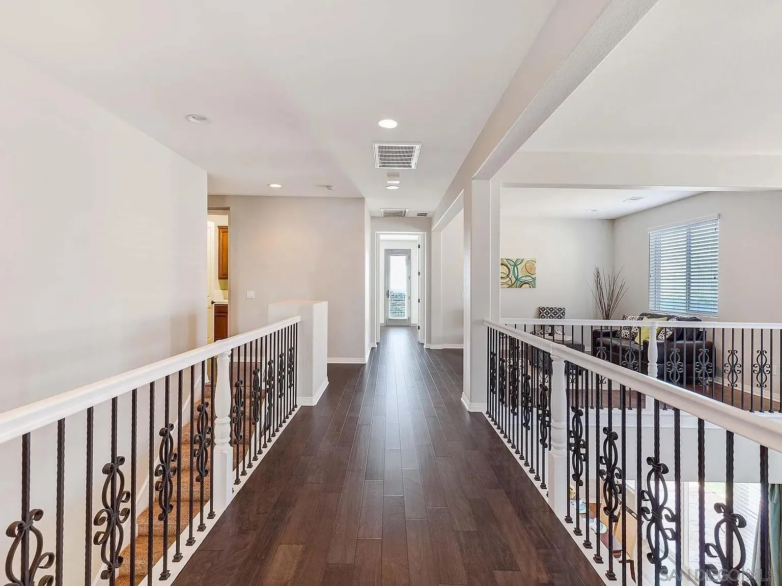 https://cdn.realtyfeed.com/cdn/127/260012421/6d054ec93993dc41099923bb91685d56.webp