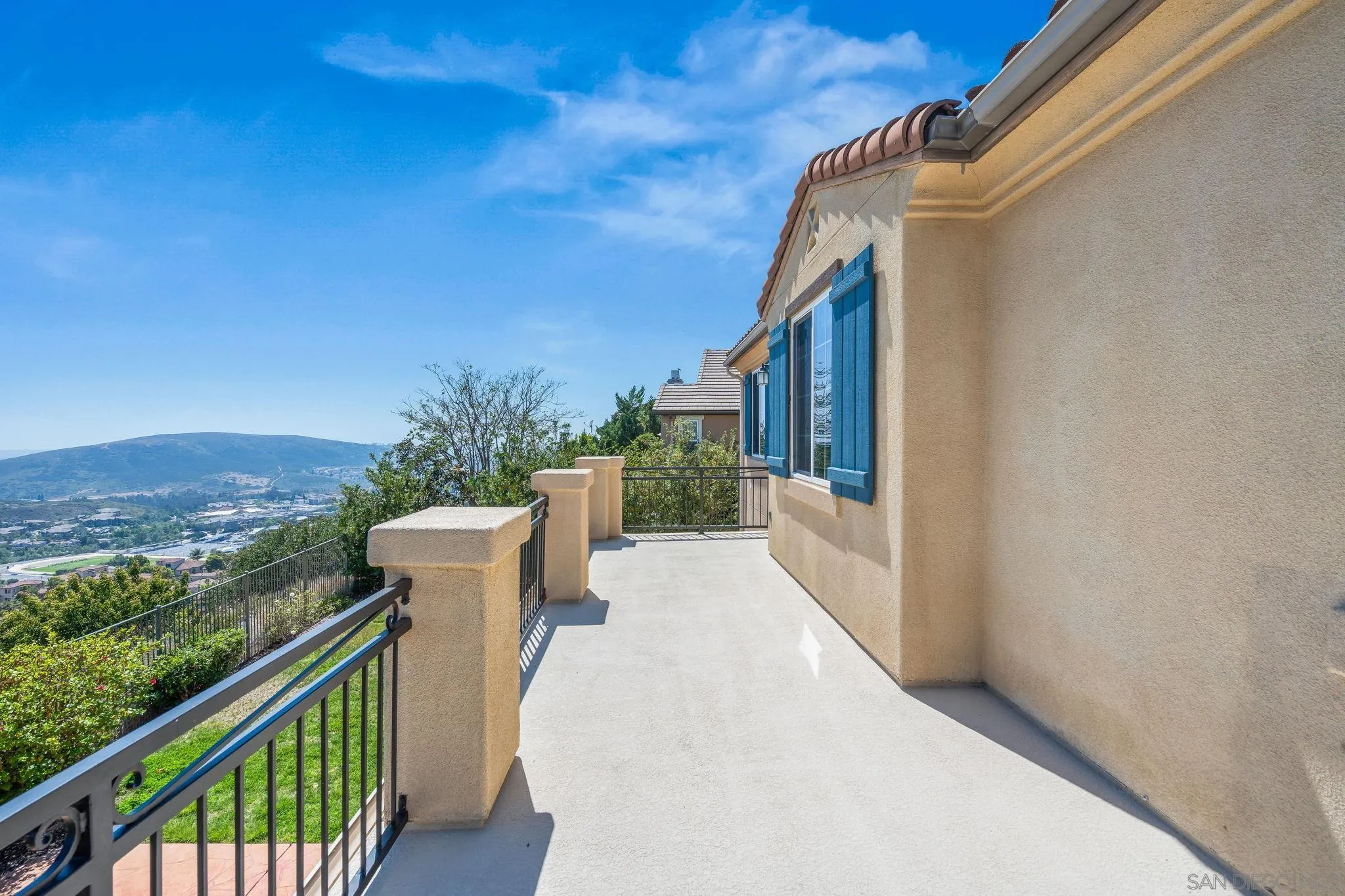 https://cdn.realtyfeed.com/cdn/127/260012421/9f82e6d999c90b13b251eb81991e9446.webp