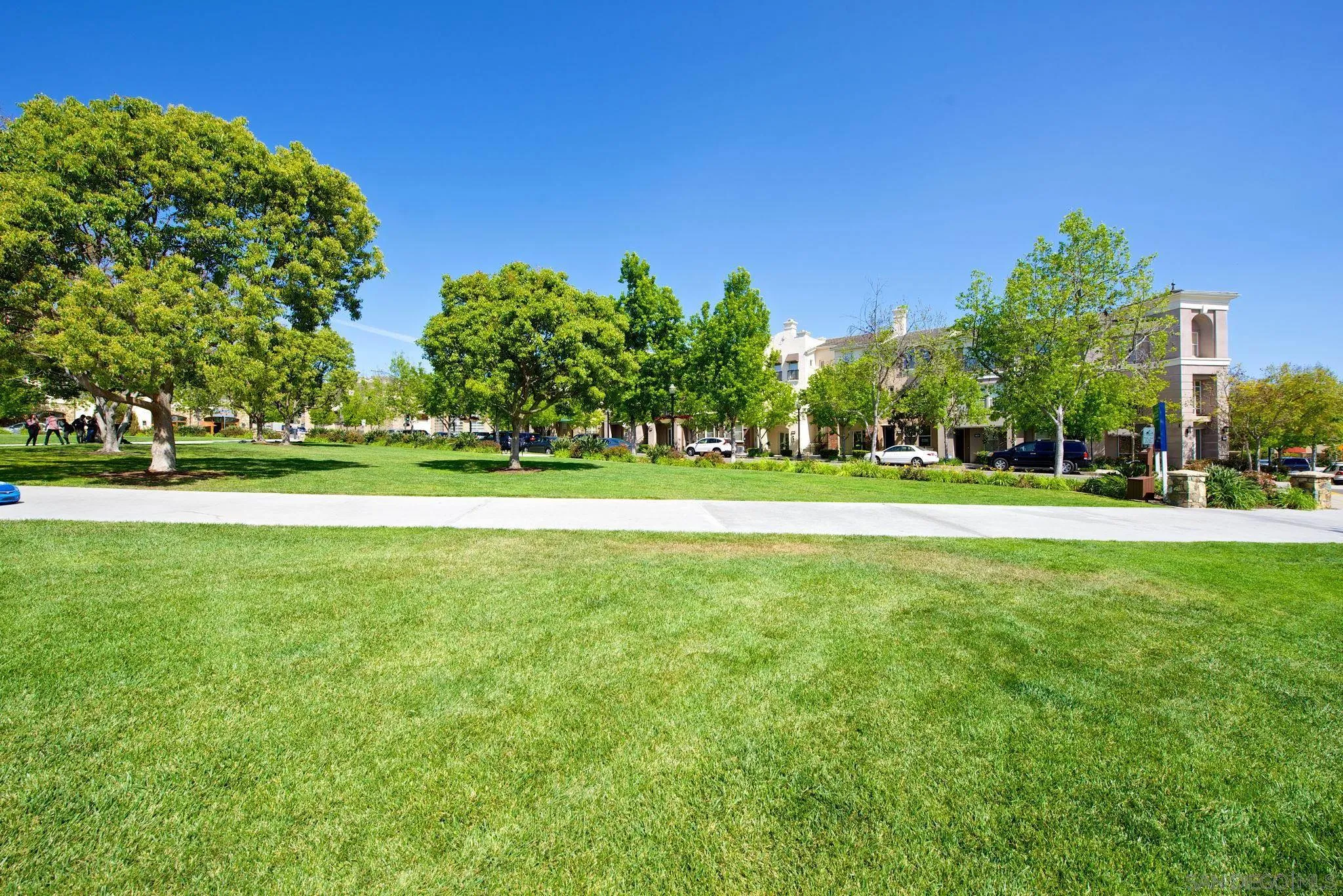 https://cdn.realtyfeed.com/cdn/127/260012421/ac2e27d1efc6f9e0644478324bac7938.webp