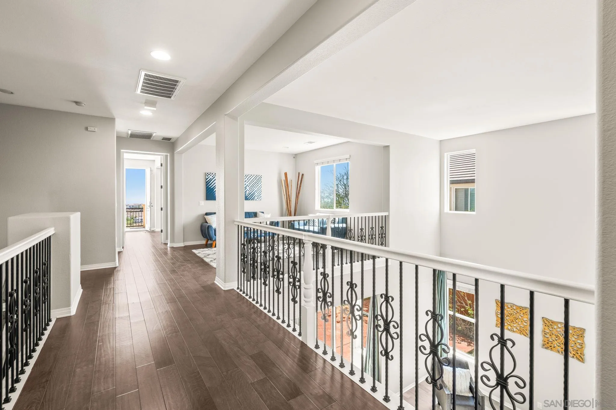 https://cdn.realtyfeed.com/cdn/127/260012421/b6fcc144f0babdb37a9eb5fd4a0d5cc5.webp