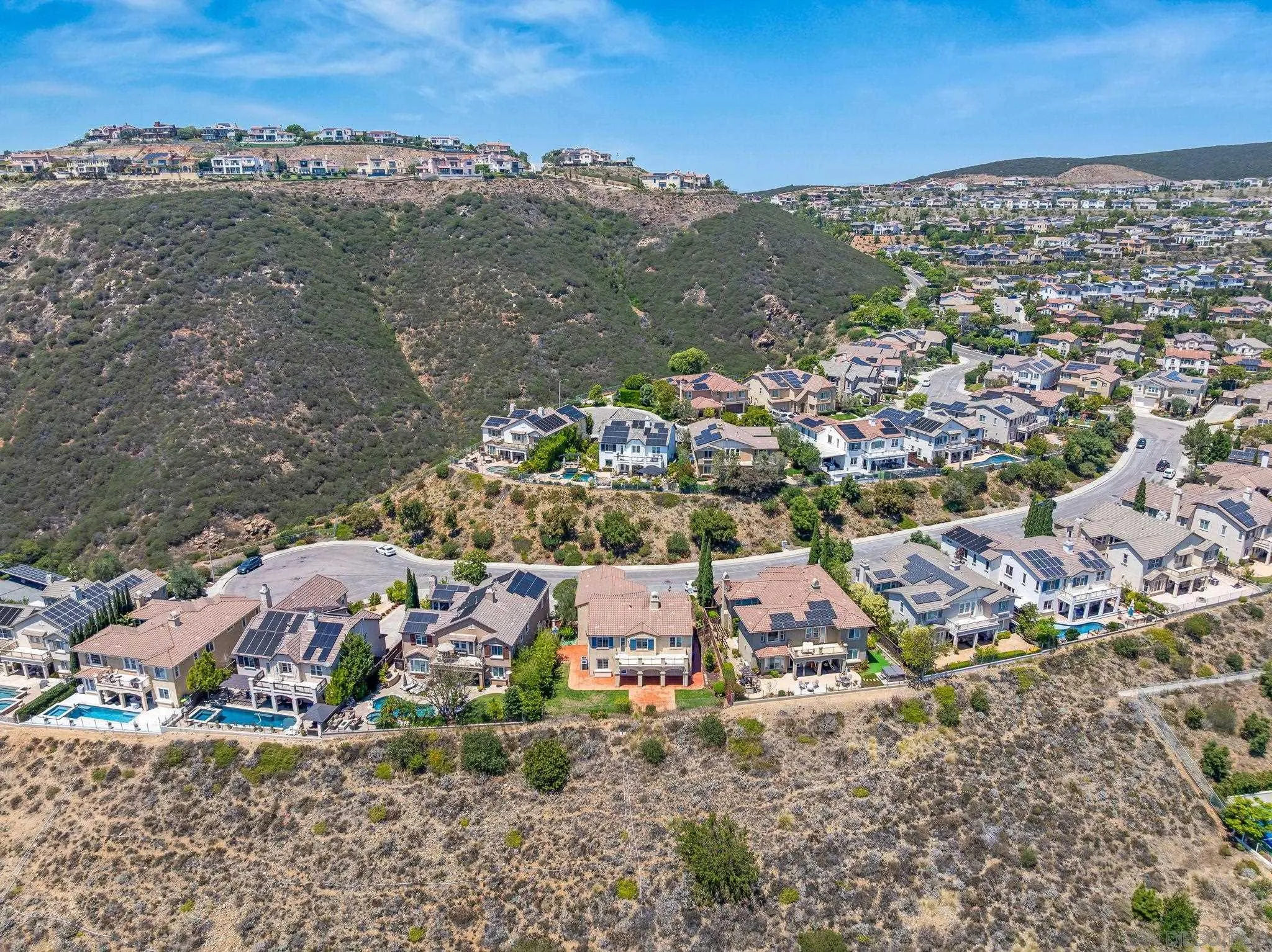 https://cdn.realtyfeed.com/cdn/127/260012421/e6f9a5f29e9e6793d2a117459f334c60.webp