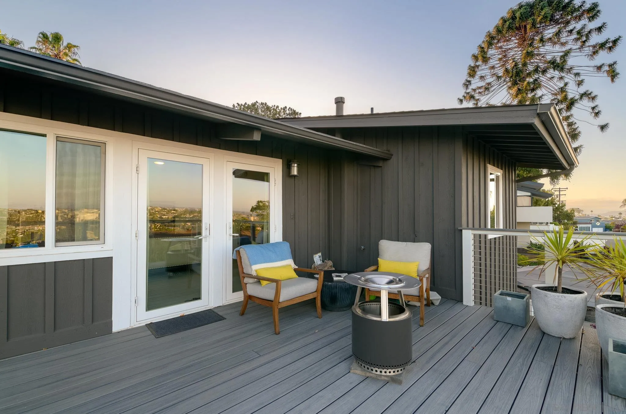 https://cdn.realtyfeed.com/cdn/127/260012423/7d3051554c445203ddb2eab138e48b63.webp